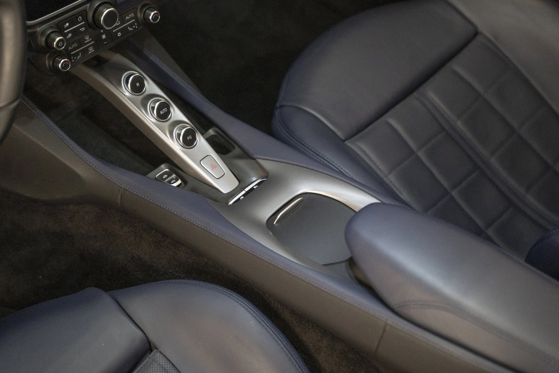 mph045_2494356387_11d8d96237cd4f0da93b8bb44ddeeaff_eee37d0753