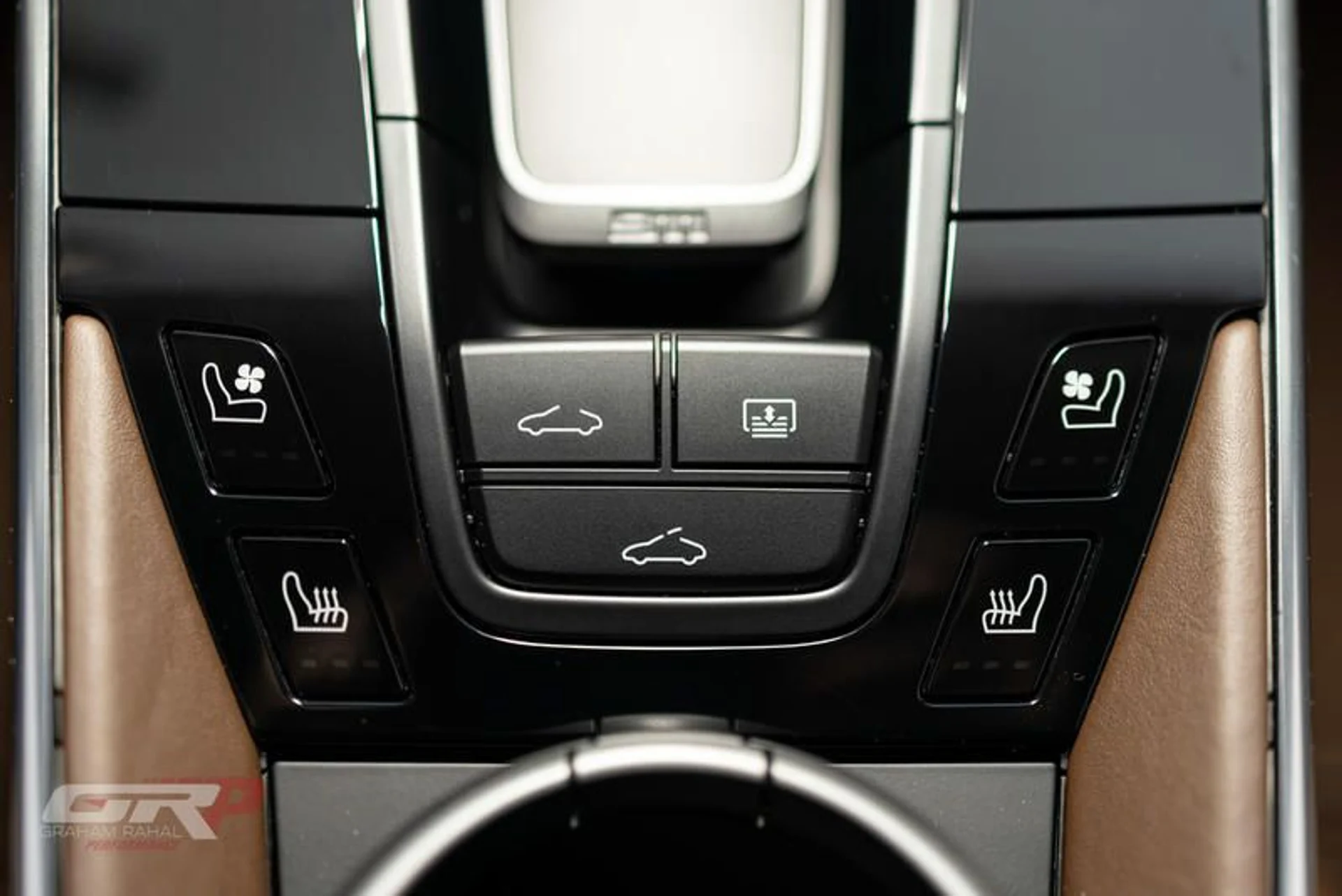 mph045_2494856554_704_DBEED_4_CB_9_44_B1_8908_BD_3_DE_65_F099_C_326ffa840e