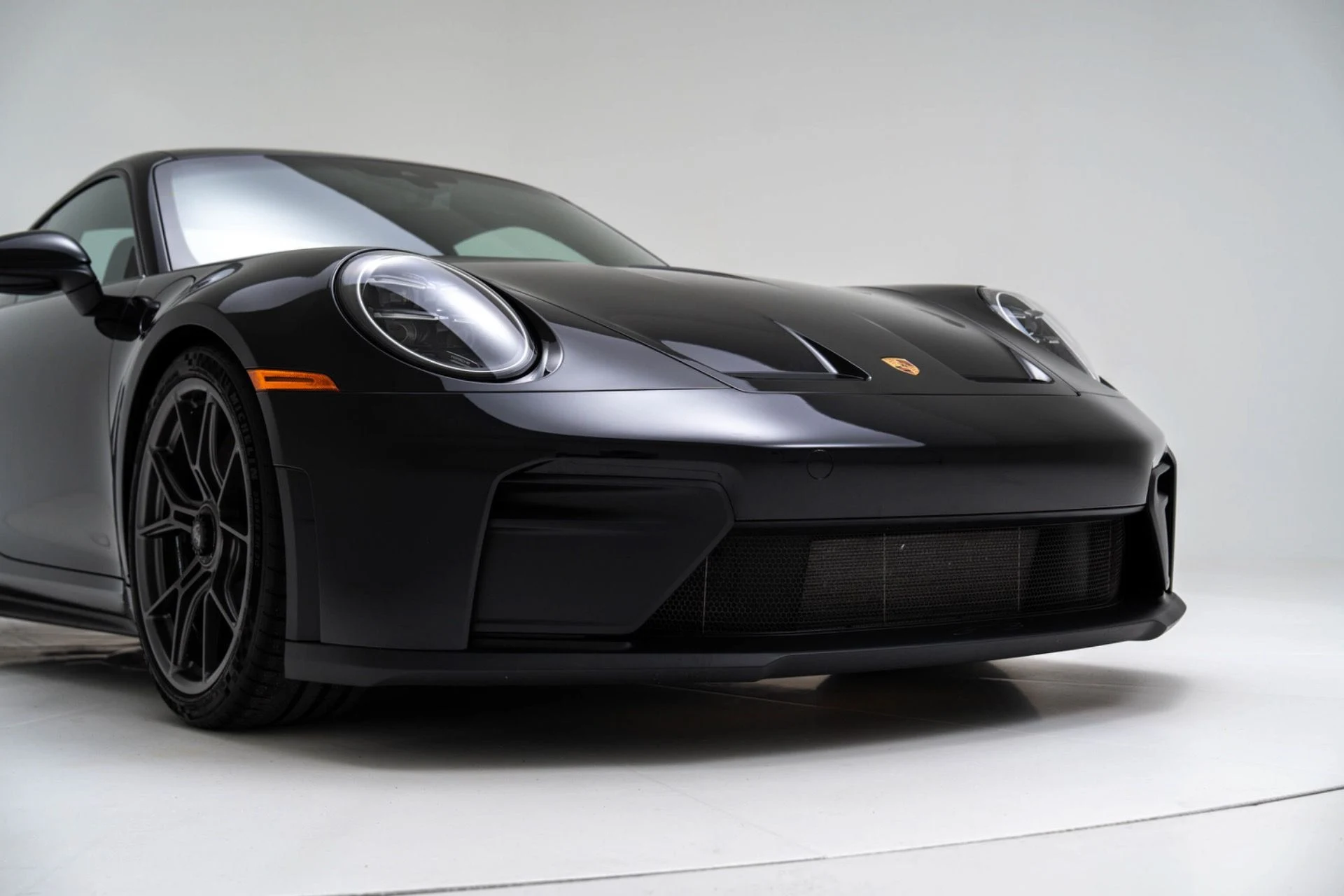 mph045_2502853369_Used_2026_Porsche_911_GT_3_Touring_1774627050_222909b05e