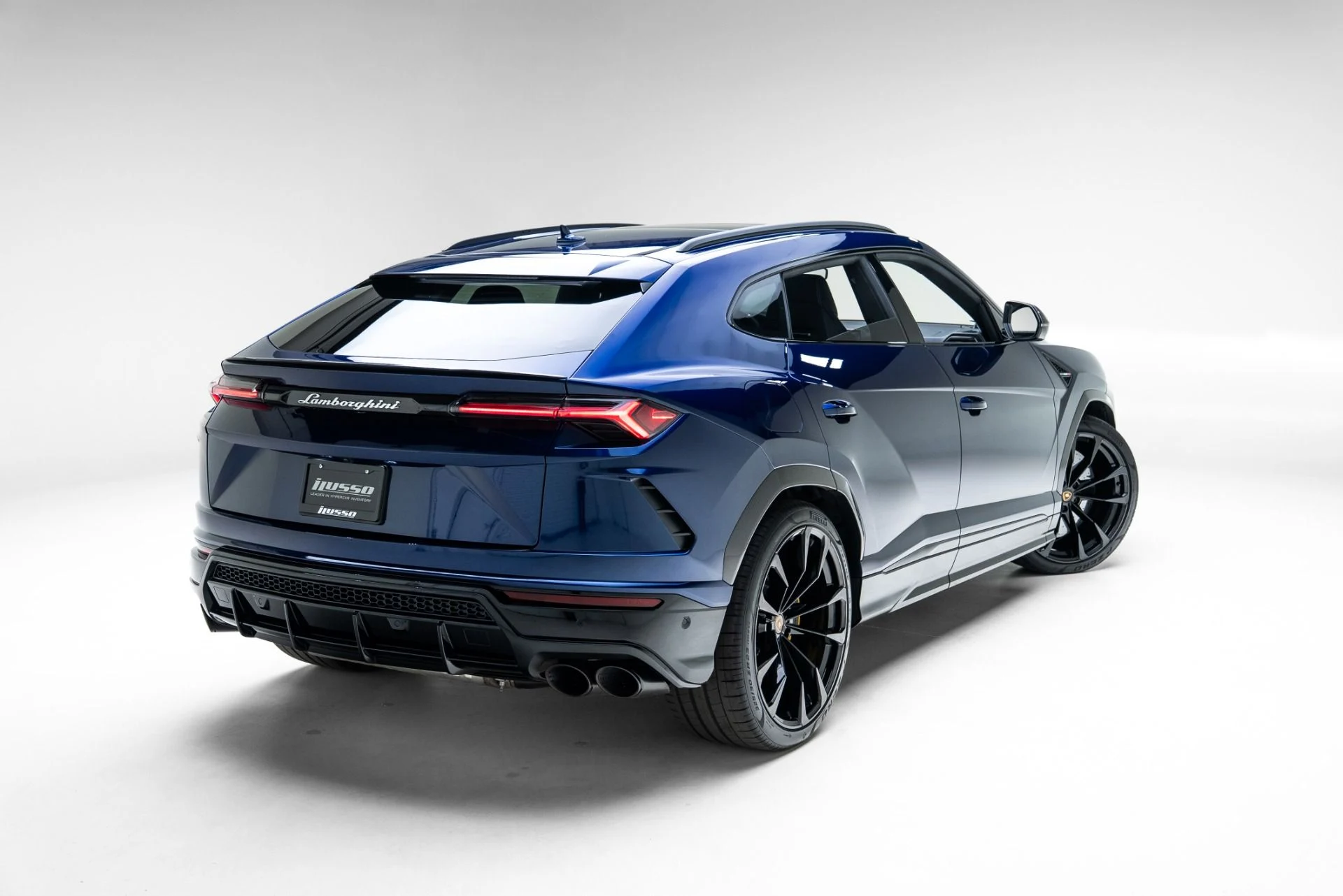 mph045_2539961025_Used_2022_Lamborghini_Urus_1775598101_3ce0aa0460