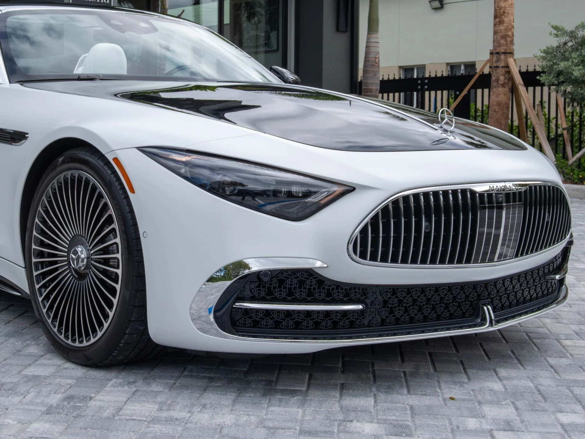 mph045_2553939774_Used_2026_Mercedes_Benz_SL_Maybach_SL_680_Monogram_Series_1775231666_9e31dfd5e6