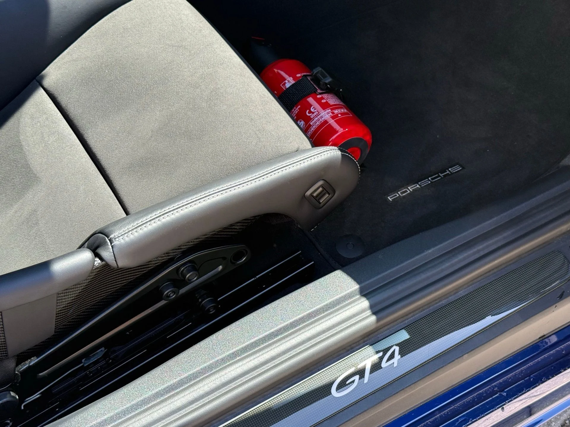 mph045_2554876482_ac3e611a9ede47b6a6c3ba5552c07e7d_b45efc5217