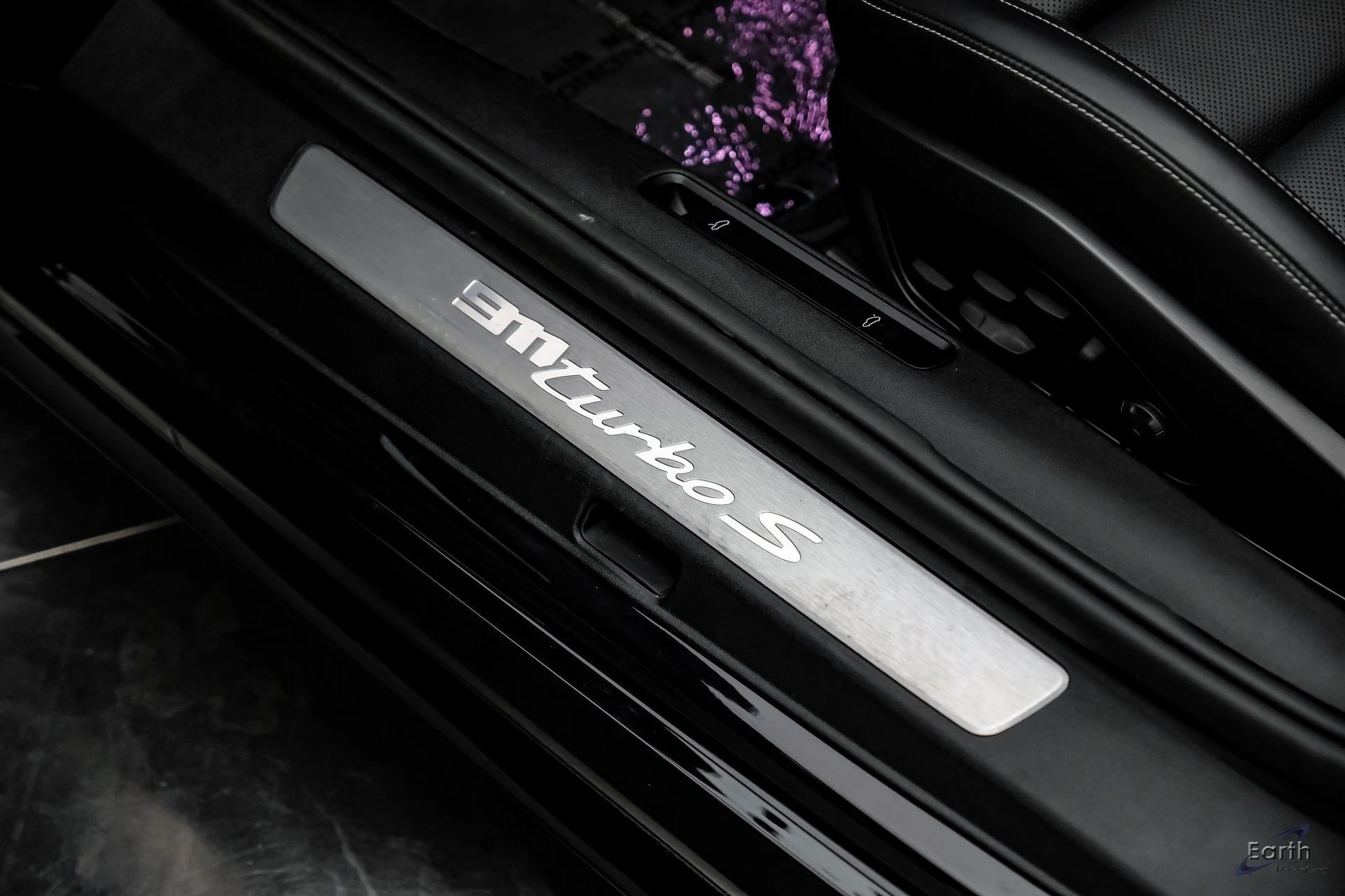 mph045_2575550780_2aa37fac0948ee6b8a926de4b31b22d8x_0c13af1d1a