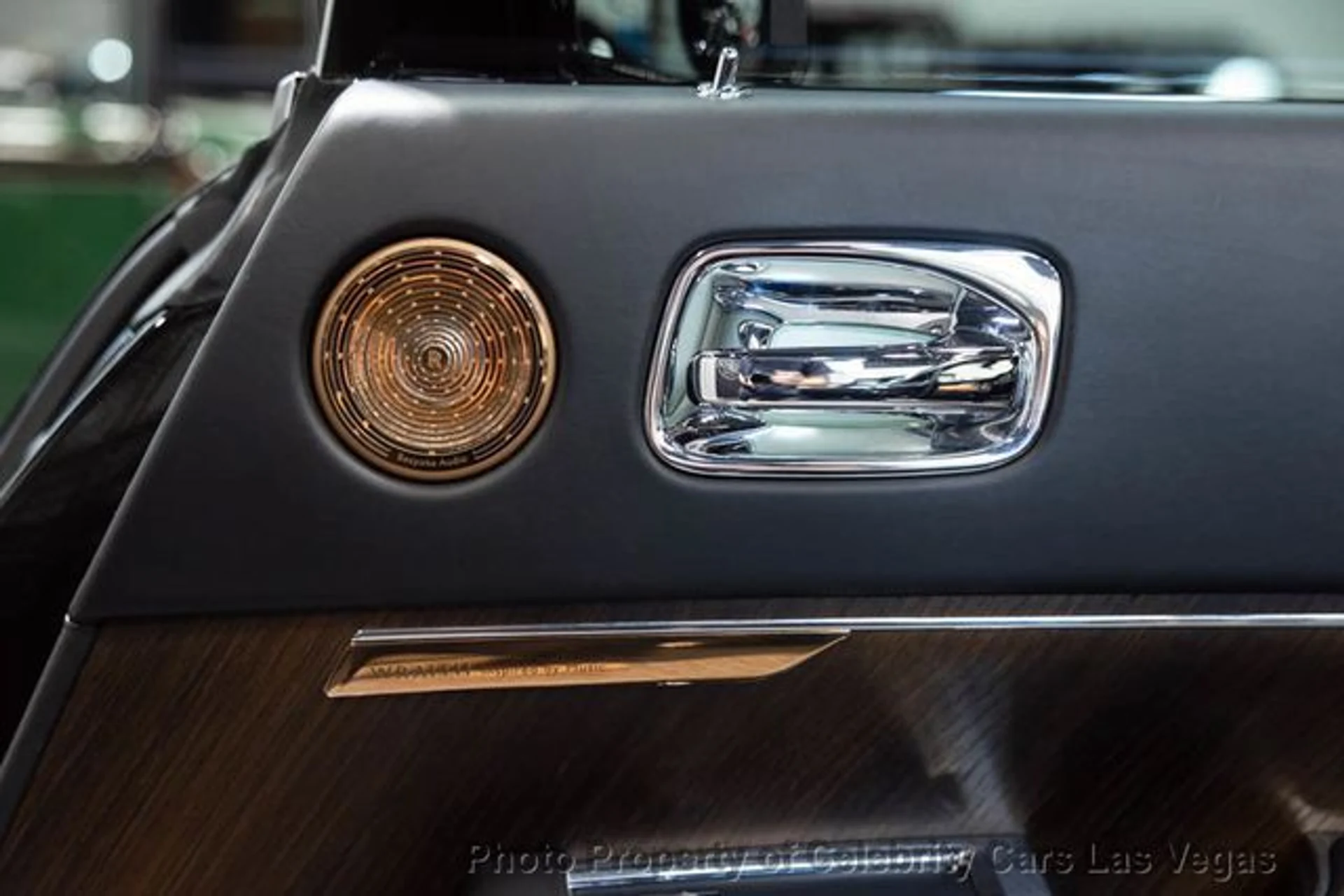 mph045_2579352002_used_2016_rolls_royce_wraith_inspiredbymusiclyricalcopperbespokeaudiostarlighth_9707_23057562_50_640_6e37601845