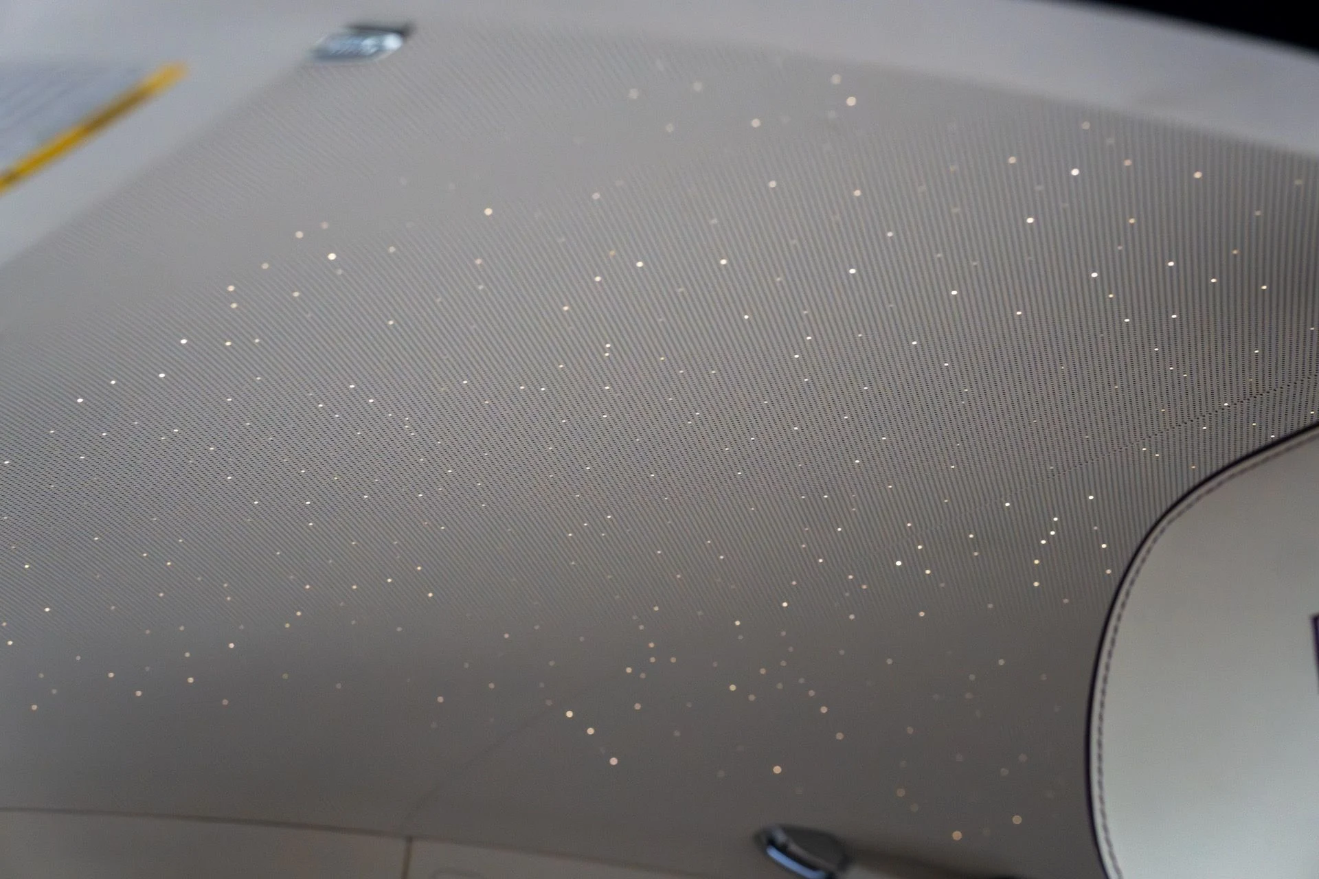 mph045_2644467939_Used_2021_Rolls_Royce_Ghost_1762913749_85c8dc653a