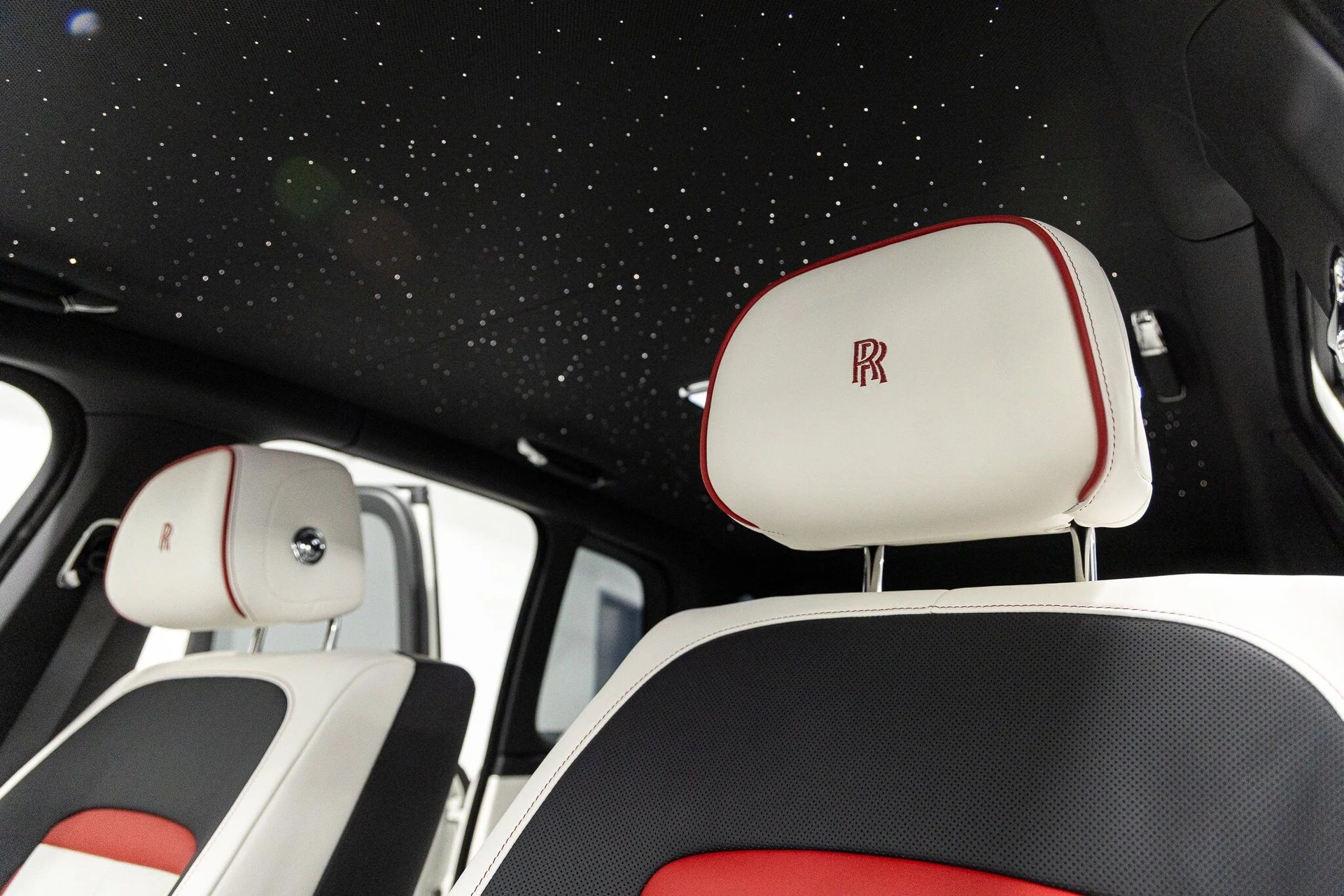 mph045_2647544338_22952729941a4c69518574a71f638a18x_dc68e770c5