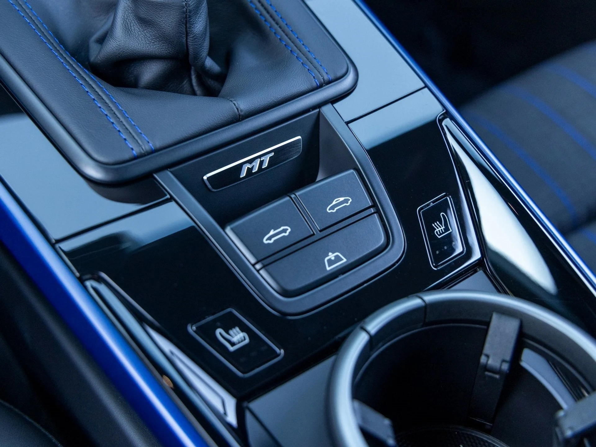 mph045_2652836298_46_2cb86a8fd5