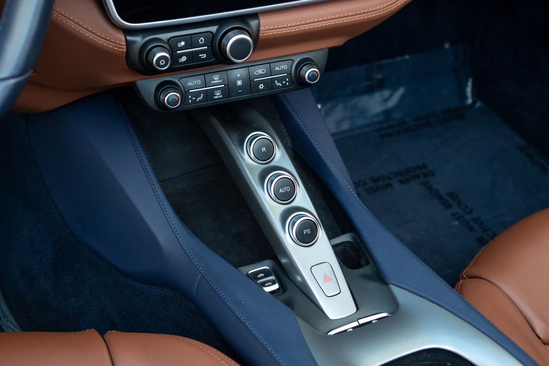 mph045_2657433839_Used_2022_Ferrari_Portofino_M_1761343273_9c7eb1c286