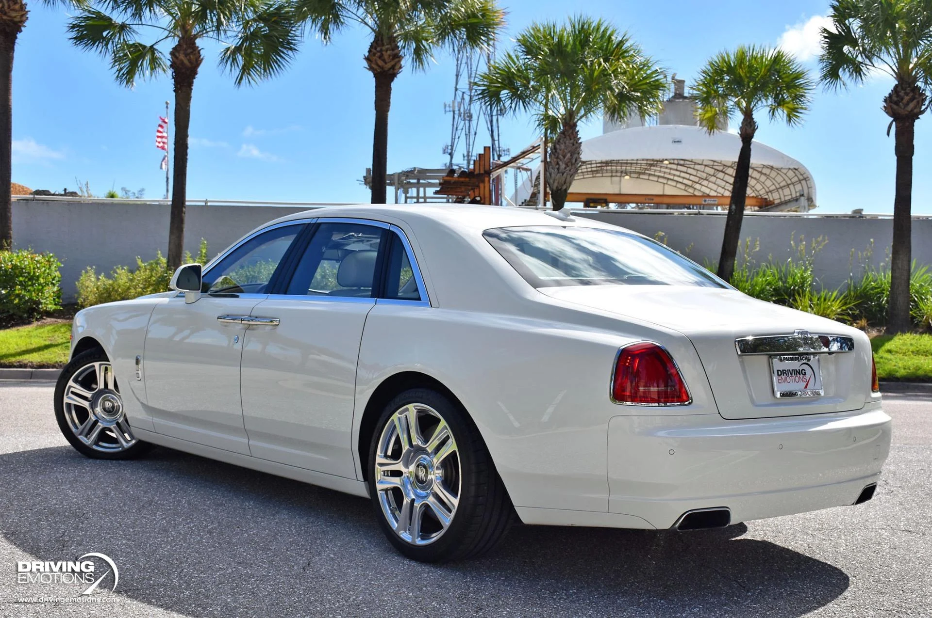 mph045_266972891_872_p46_l_1089e0d236