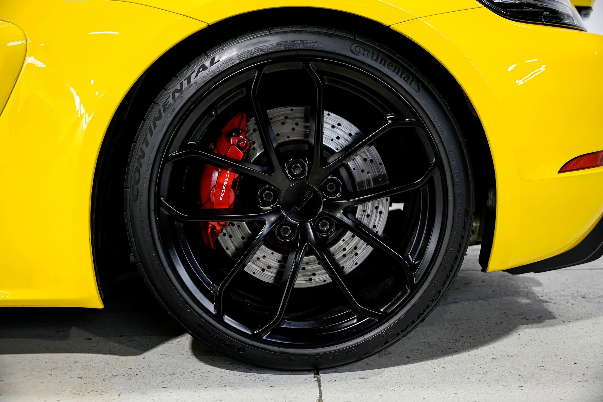 mph045_2673170616_e4ff9290c0358ea815def2f09efa1957x_26427cd8a2