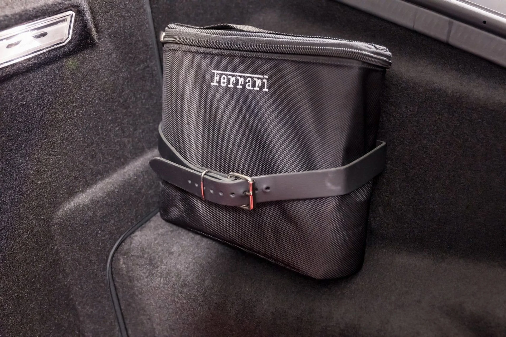 mph045_2677074260_e1a0506d242c4bb493306e0221288be7_743ad446b2