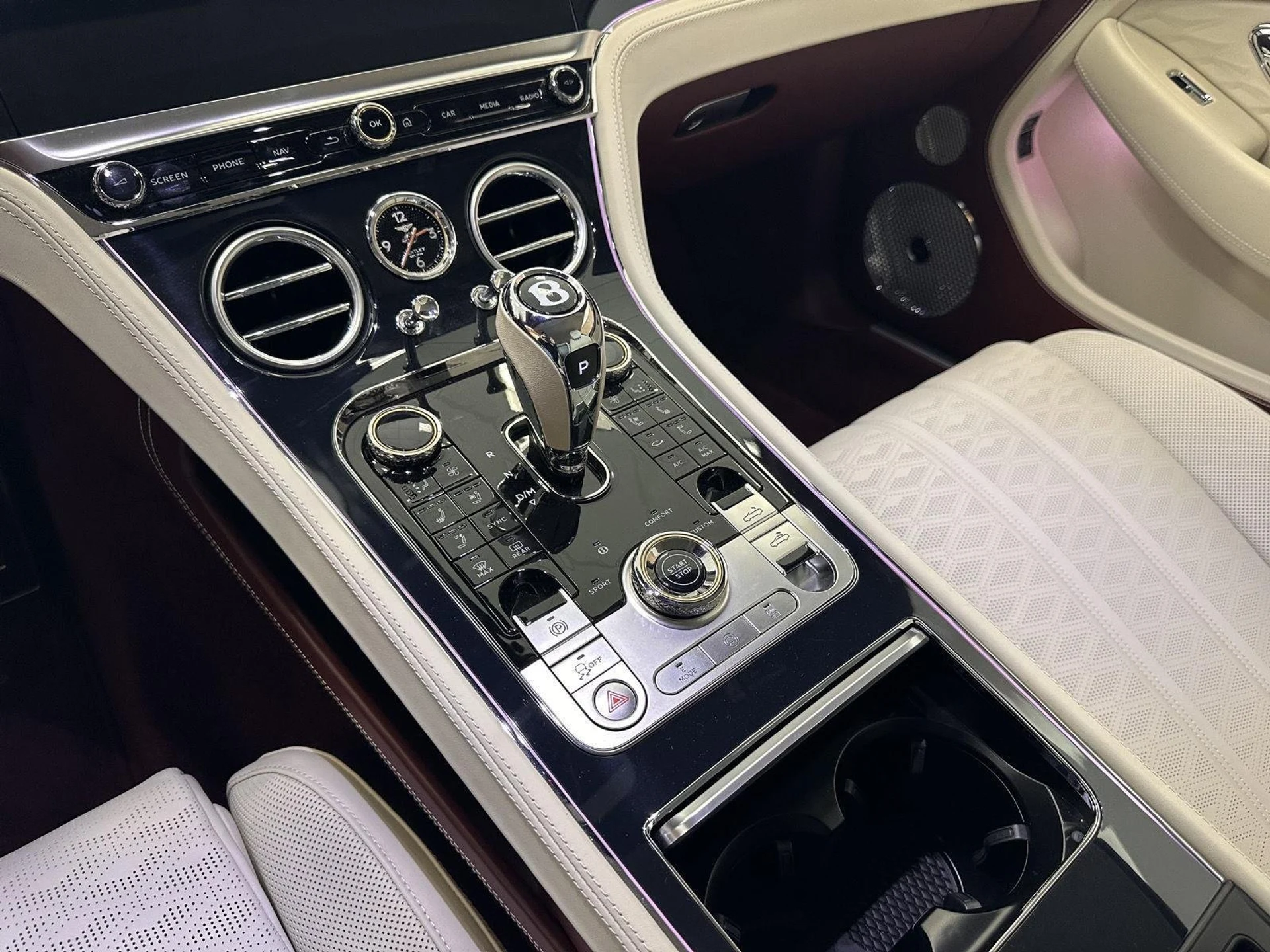 mph045_2716247533_fed5c4efdd456828cc13754881458dcf_78cb657993