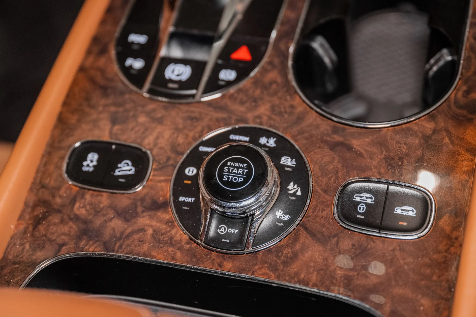 mph045_2721659686_Used_2020_Bentley_Bentayga_Speed_1771863926_aad0454096