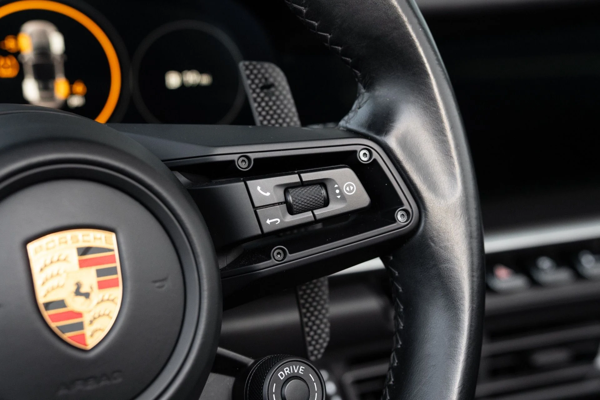 mph045_2723501460_Used_2021_Porsche_911_Turbo_S_Cabriolet_1770146418_544b646b24