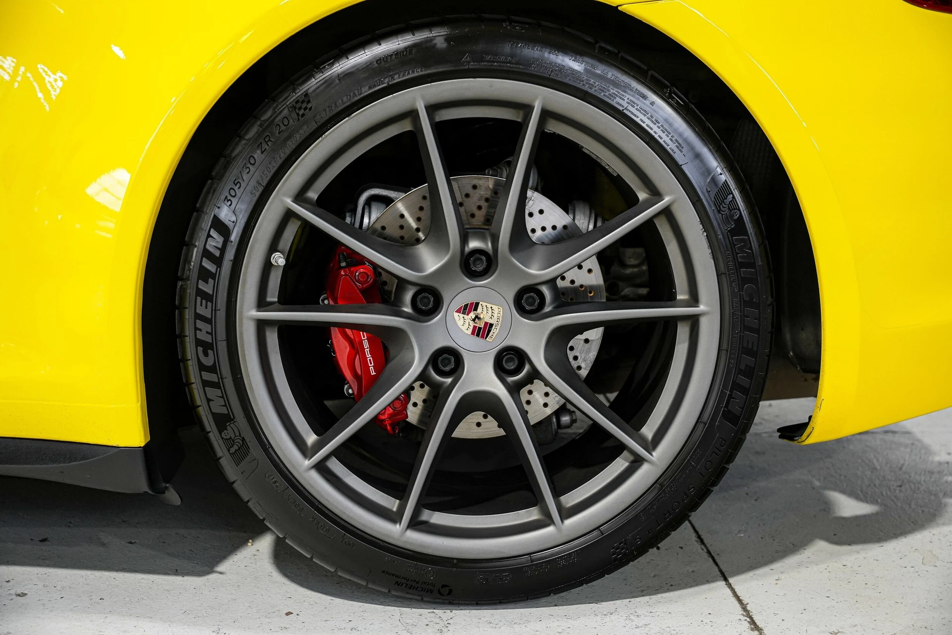 mph045_2724334455_36d2a92708fd18a2ea1c37d3865664e5x_b008183a24