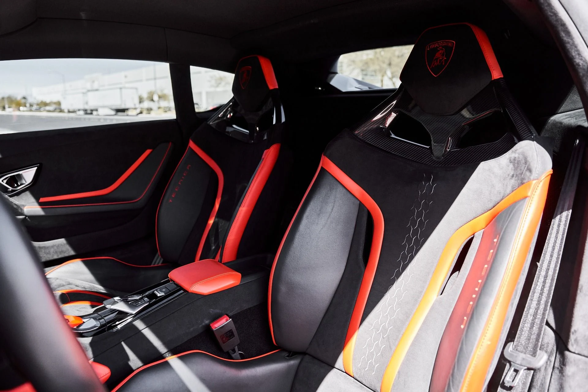 mph045_2737605879_Used_2023_Lamborghini_Huracan_Tecnica_Base_1776477126_158bfbfc4a