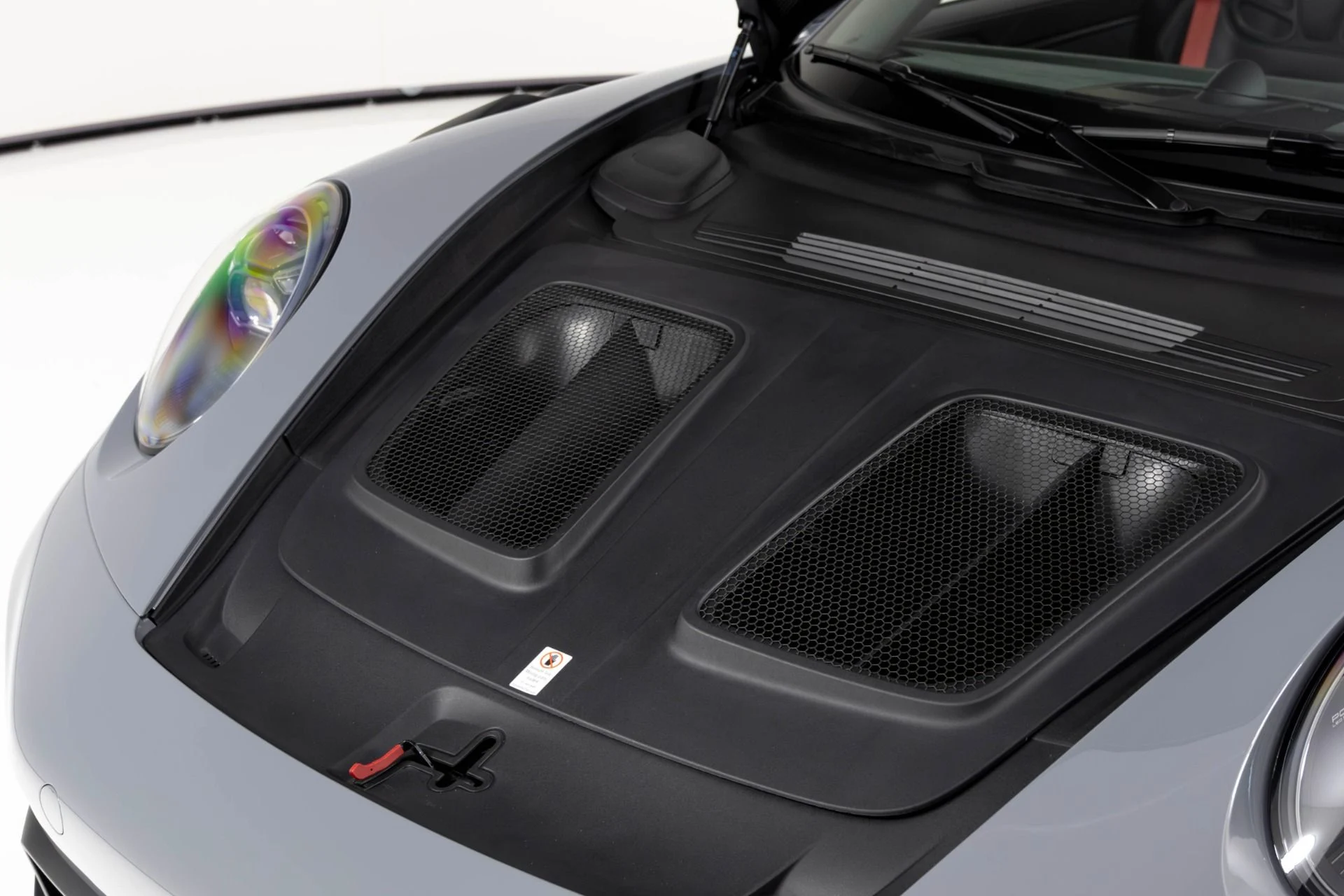 mph045_2740329129_Used_2024_Porsche_911_GT_3_RS_1759531905_cf98408e4a