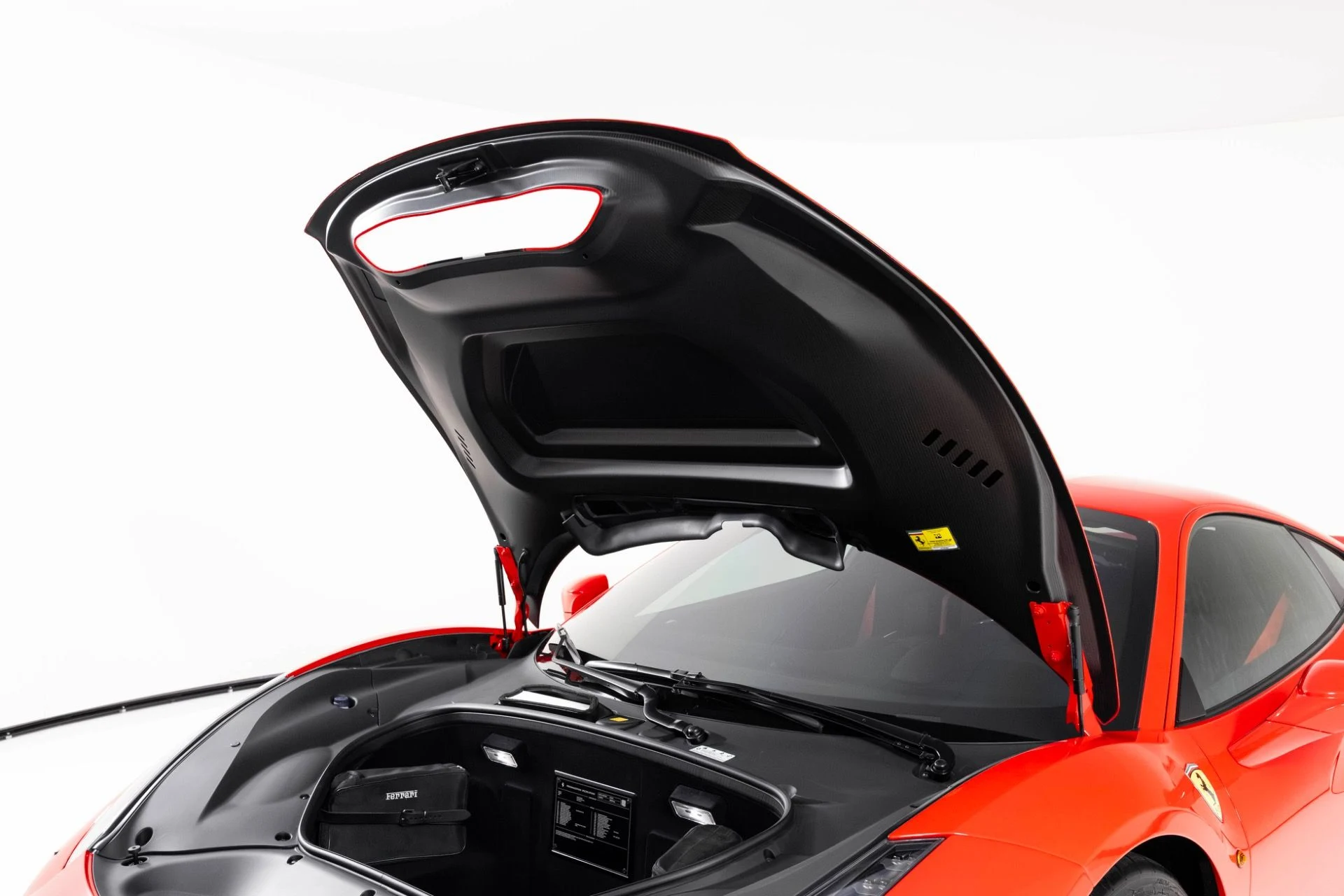 mph045_2745897173_Used_2019_Ferrari_488_Pista_Coupe_1764015869_928c7bb56e