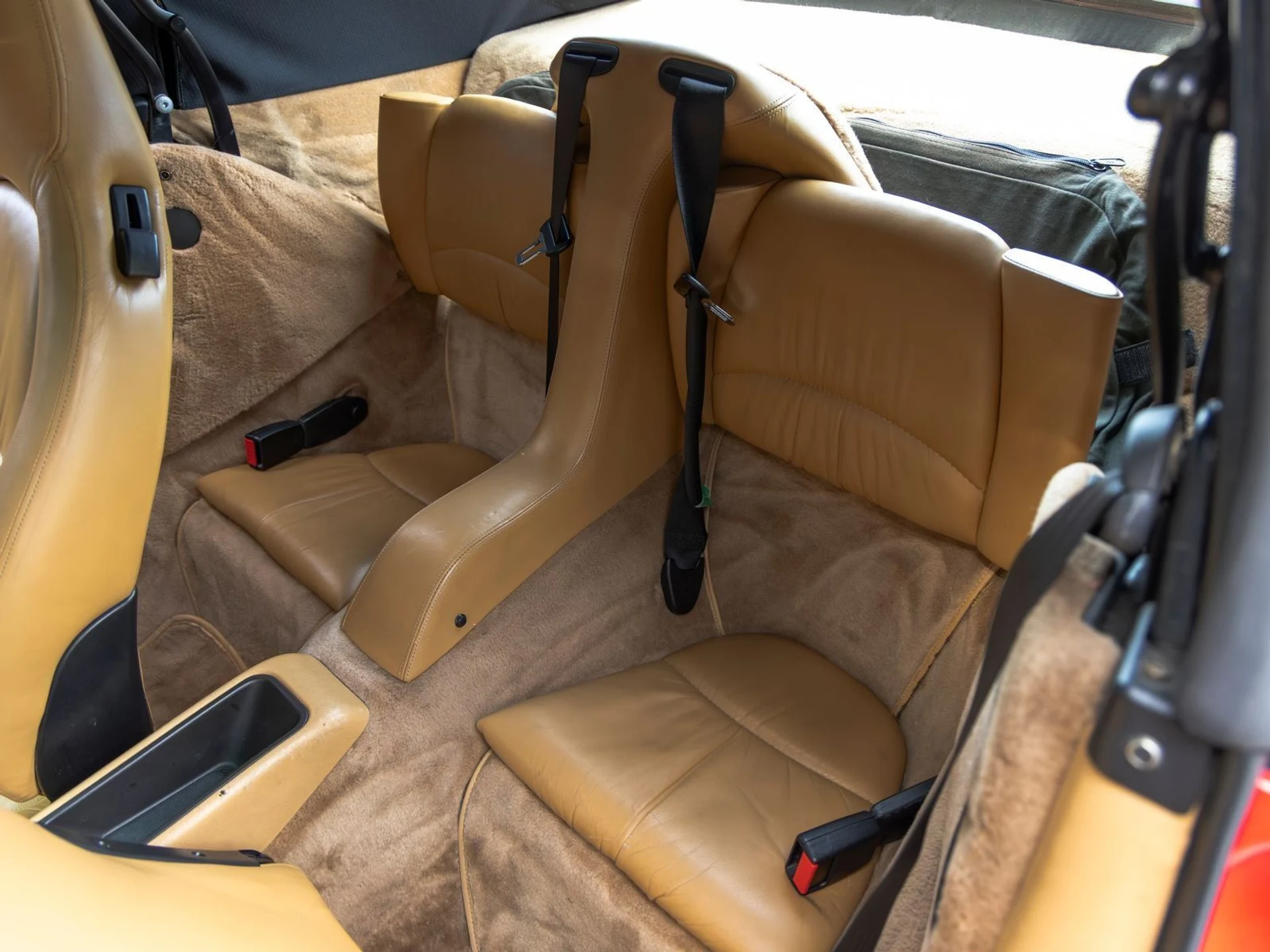 mph045_2749646062_46_6558ef0162