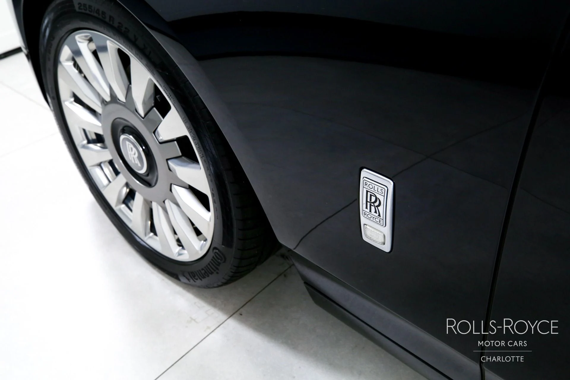 mph045_2759302625_Used_2020_Rolls_Royce_Phantom_1781192797_4e94e5843d