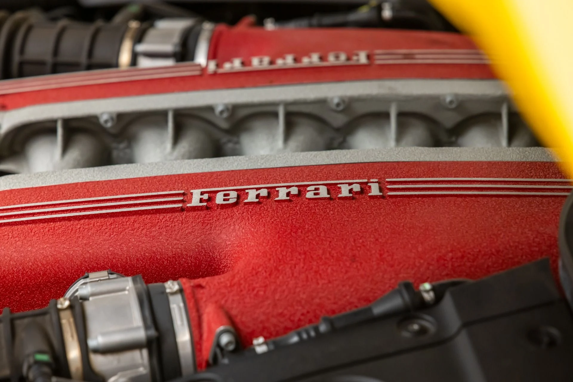 mph045_2761480145_Used_2014_Ferrari_F12berlinetta_1766171664_0207a62c16