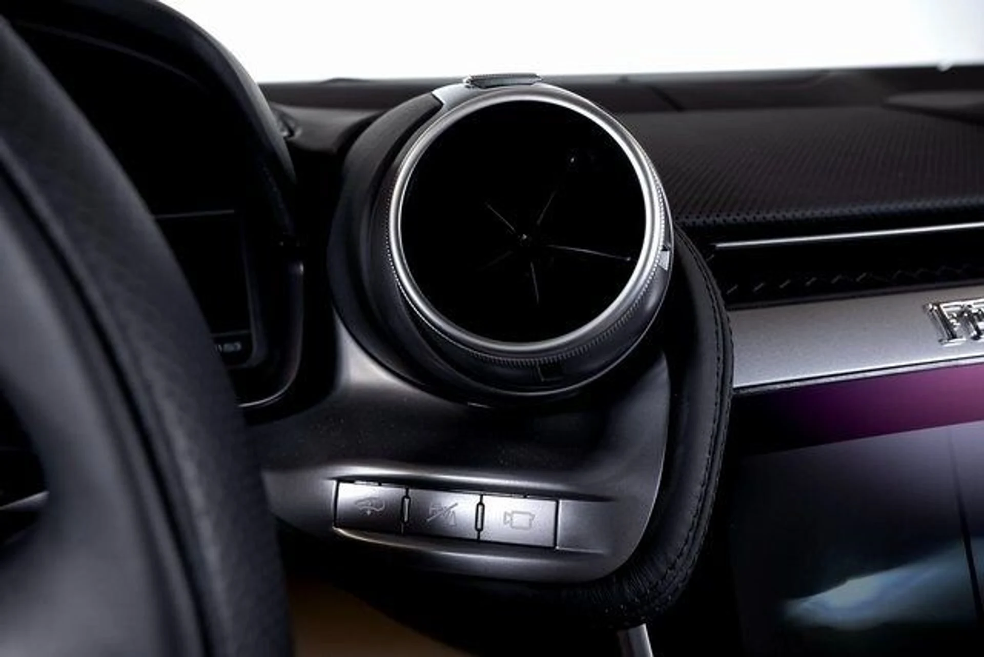 mph045_2770056863_801fccbf4c2a93787ee95a4556fbd508x_6c28de6650