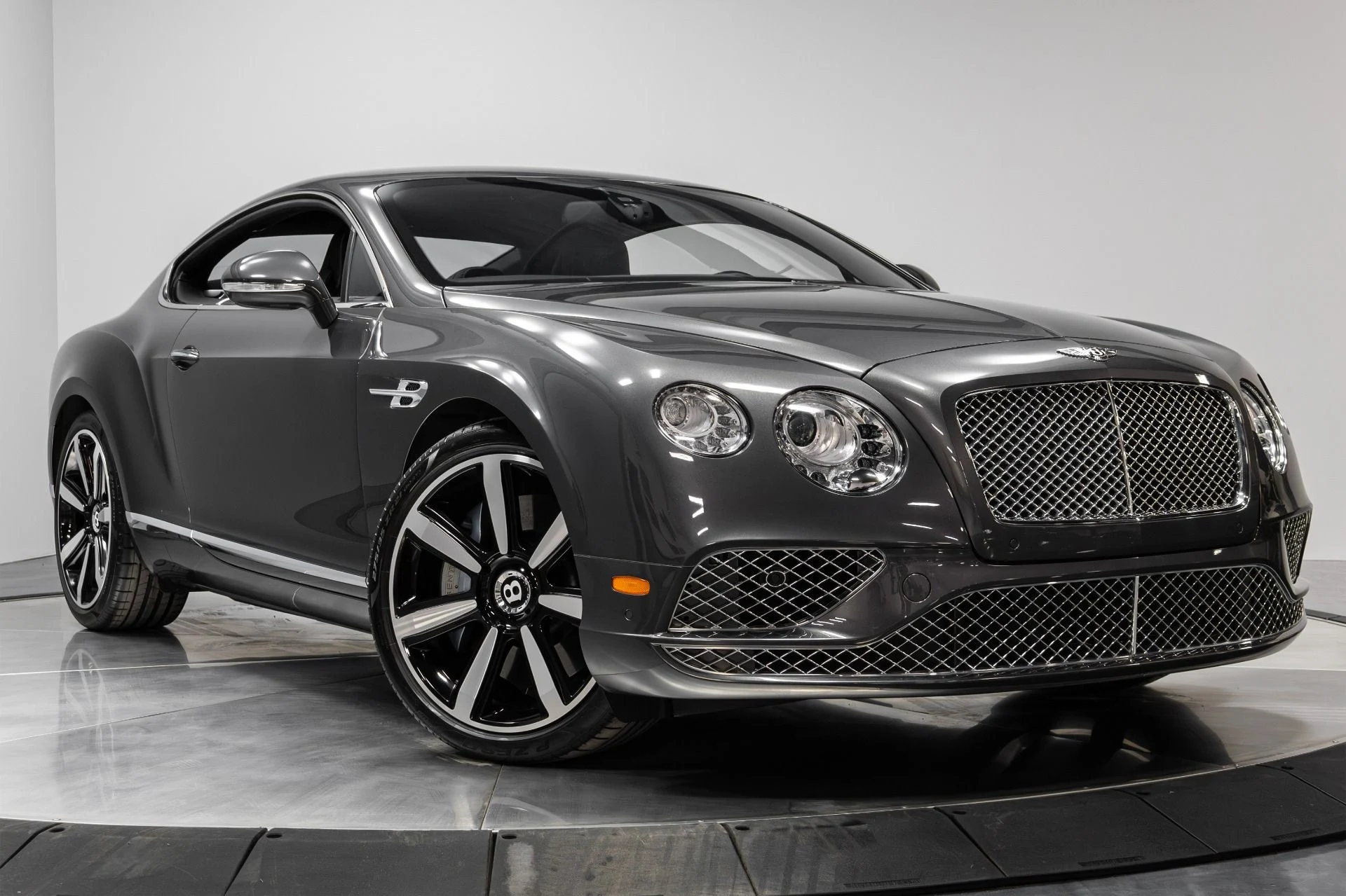 mph045_2787719267_Used_2017_Bentley_Continental_GT_W12_1768496170_5f43fd492a