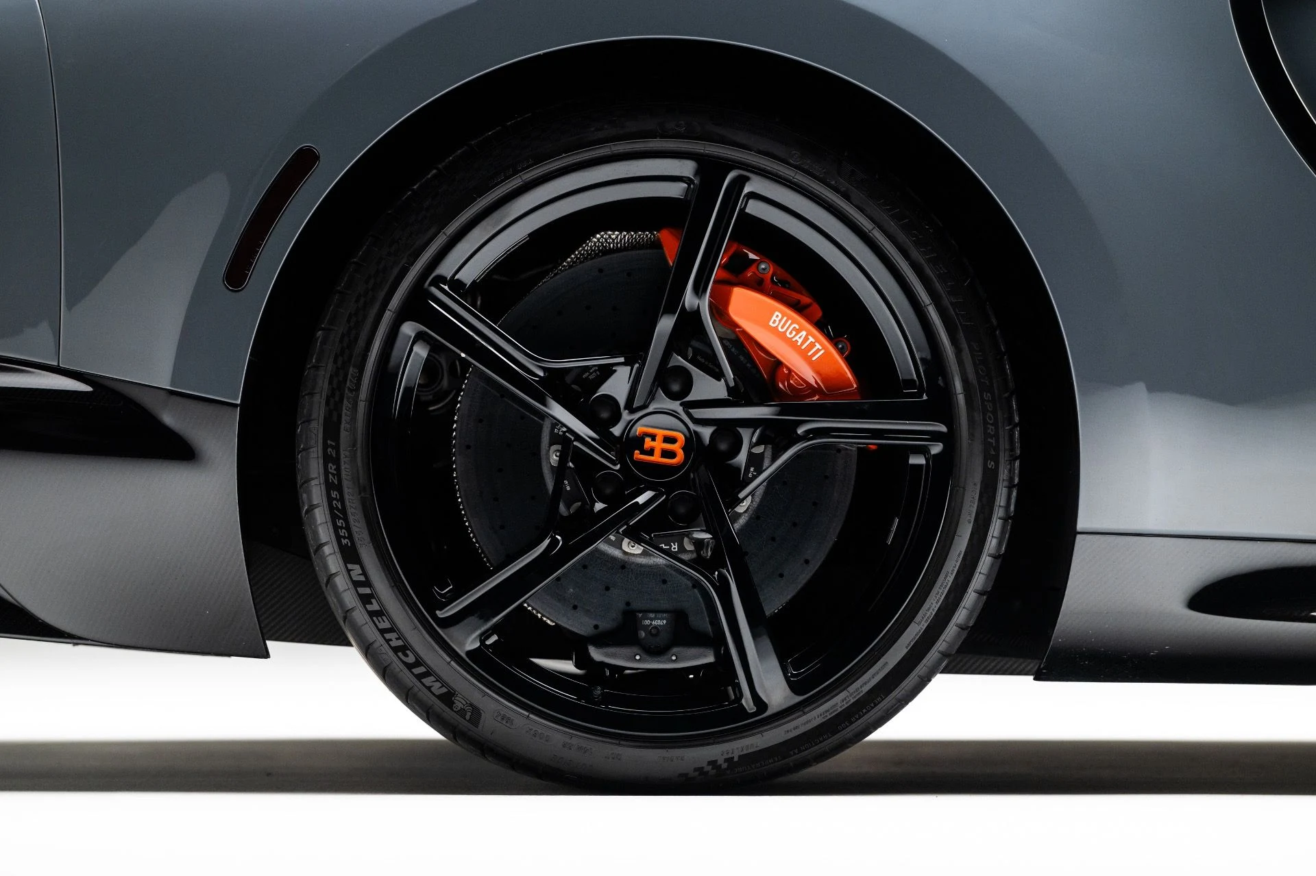 mph045_2799914709_13316_p46_l_816968e2c5