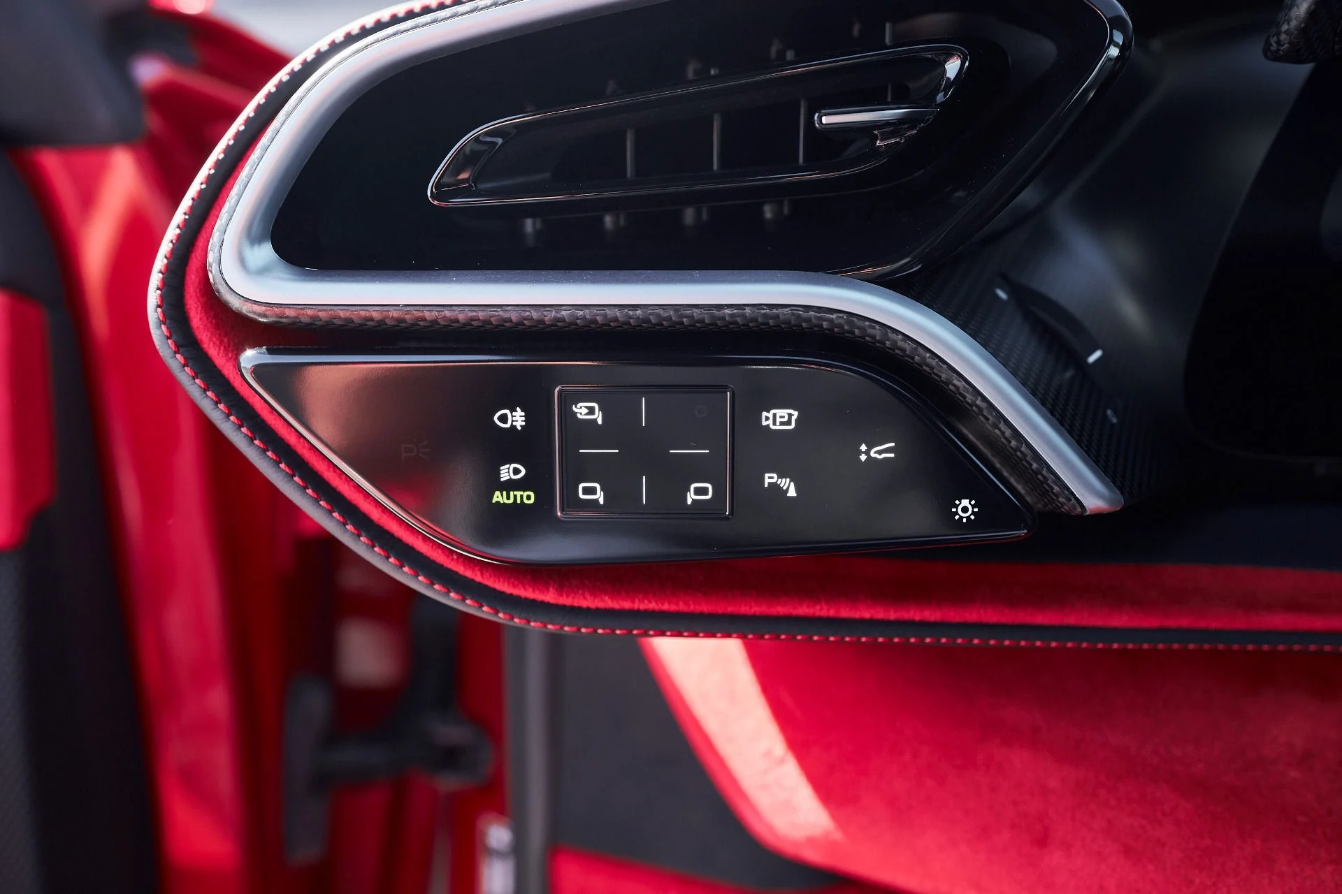 mph045_2805553946_Used_2024_Ferrari_296_GTB_1759898497_90b026326f