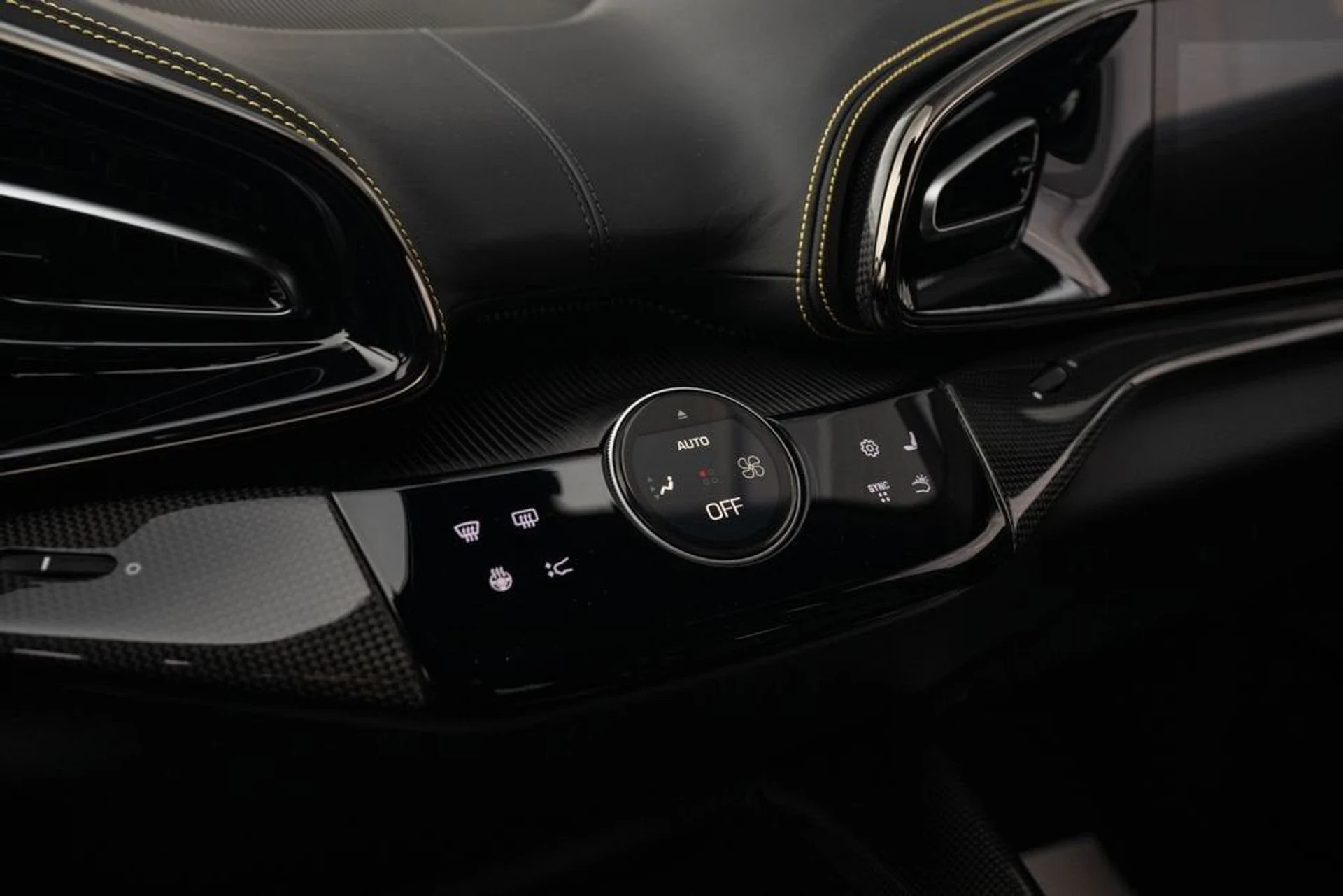 mph045_2816075004_3adb4f46abce4c8b8457fd8ba1380a27_977c671b7a