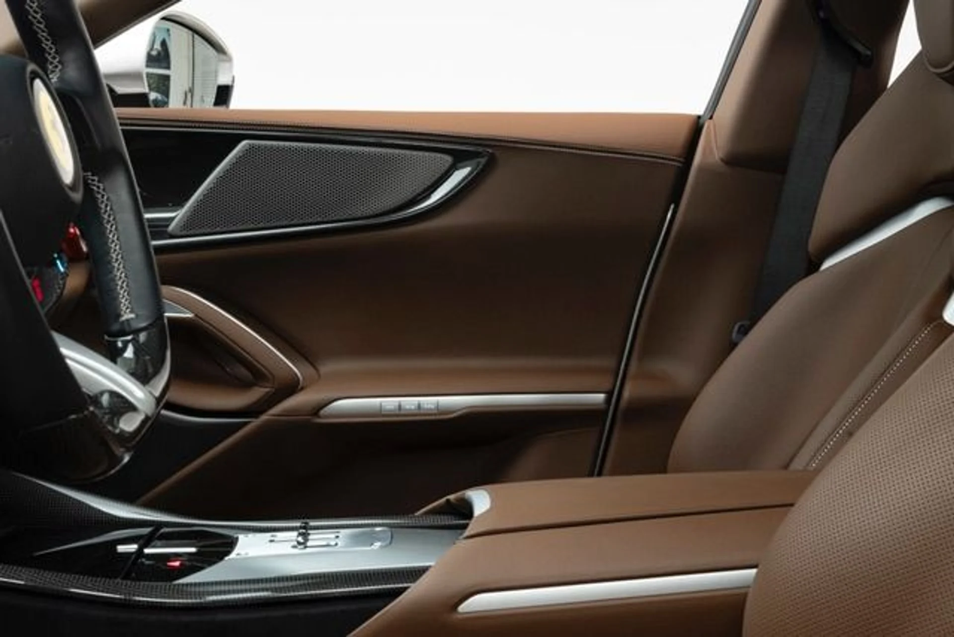 mph045_2822985047_Used_2024_Ferrari_Purosangue_1772567983_9729862c89