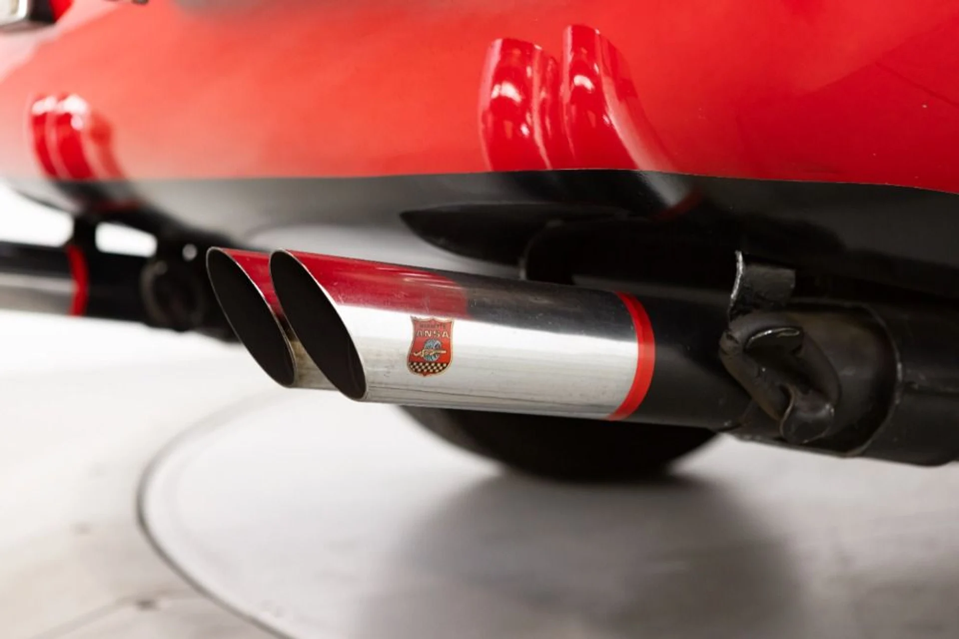 mph045_2858831348_Used_1971_Ferrari_365_GTB_4_720b523210