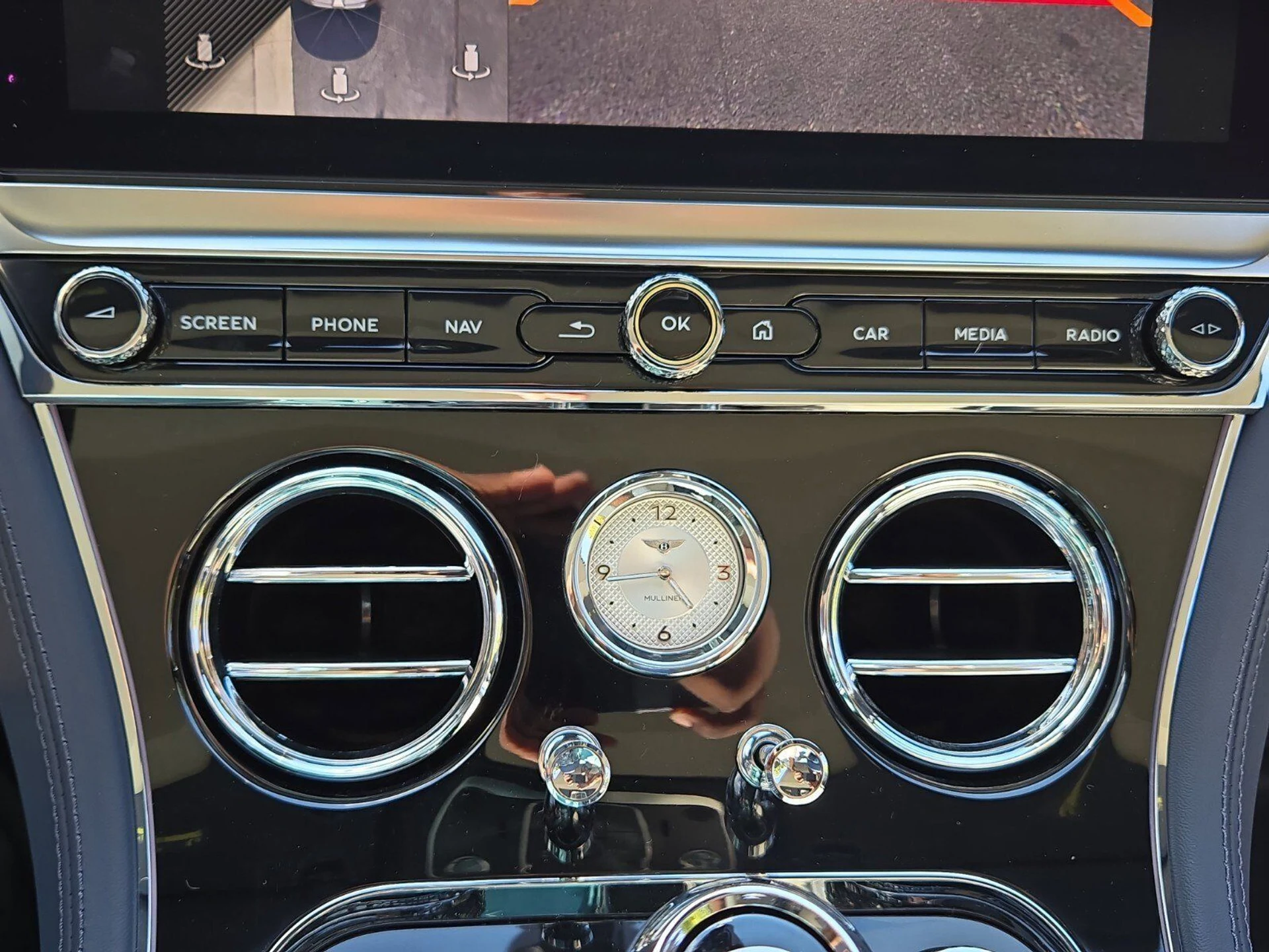 mph045_2868065232_00746f6939d1ffa8750a279bab45ff03x_9a35988bec