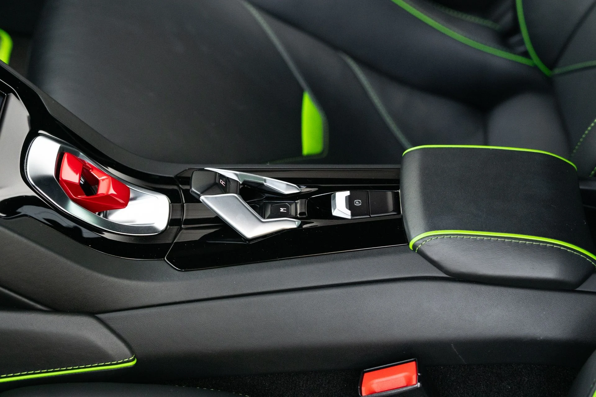 mph045_2880564935_Used_2020_Lamborghini_Huracan_EVO_1770872075_c17ec72240