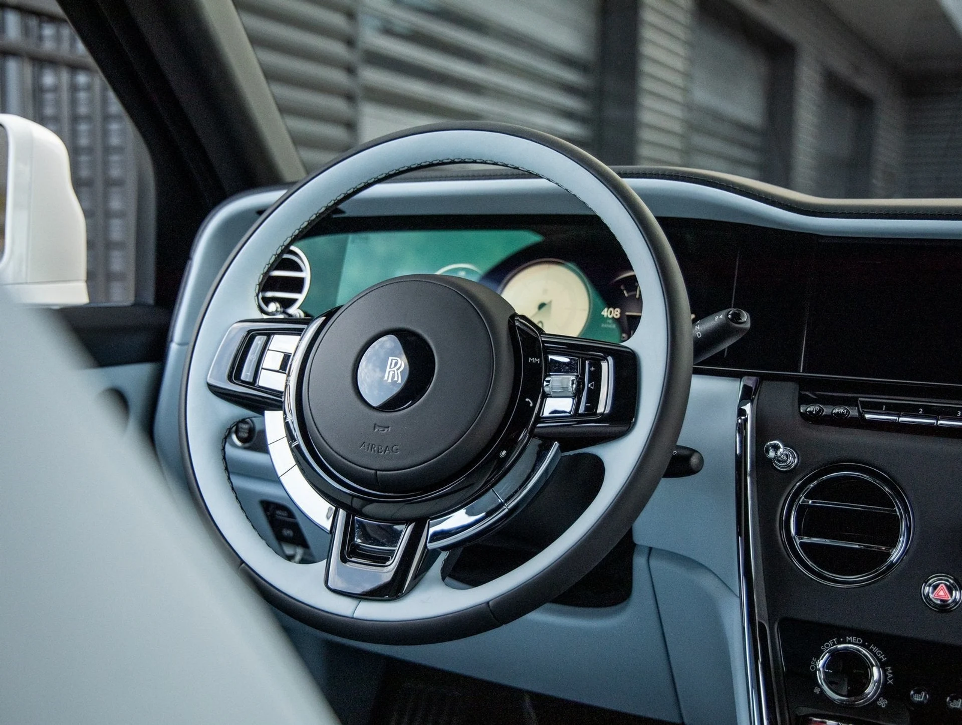 mph045_288267756_46_0ea37f926e