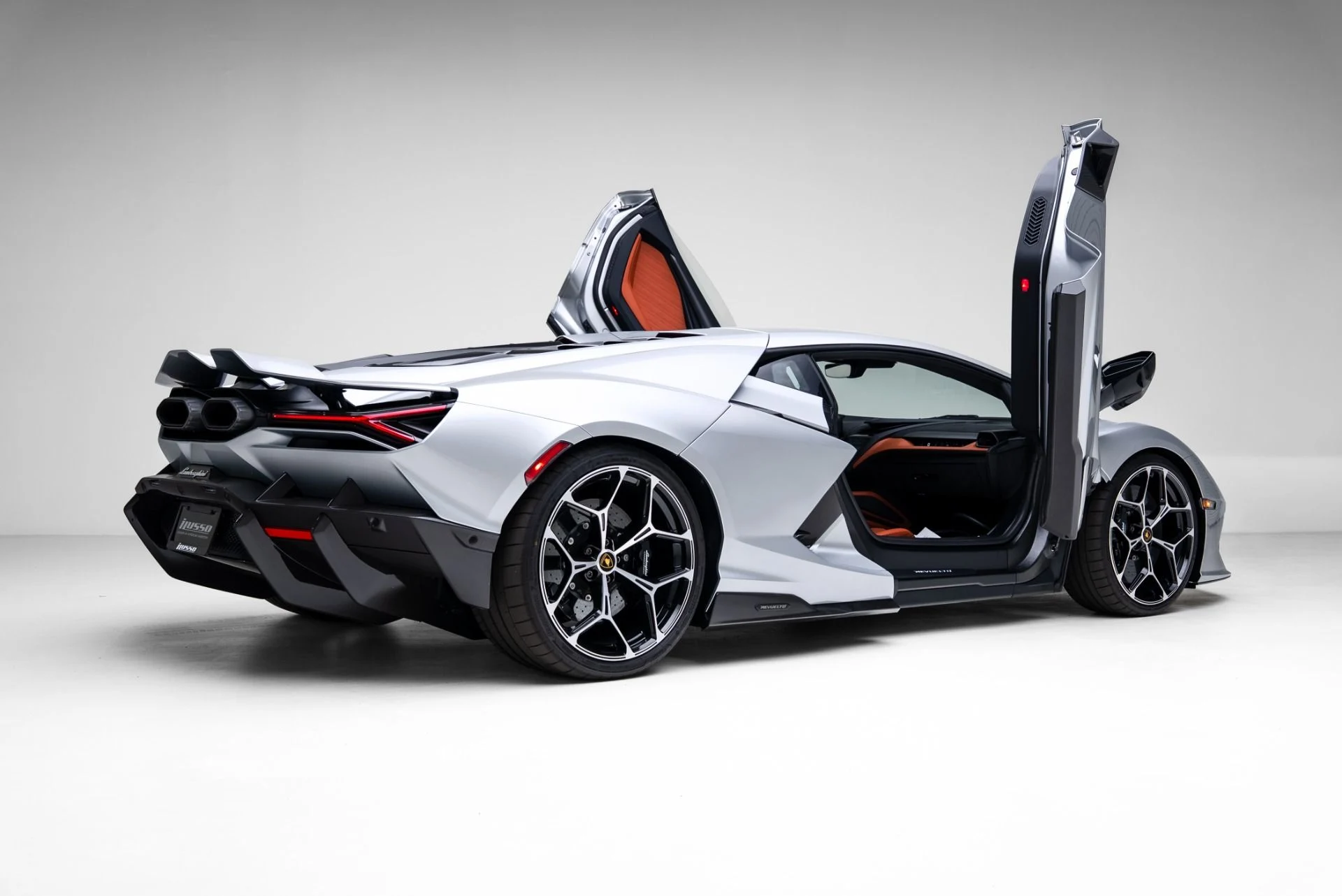 mph045_2889118037_Used_2025_Lamborghini_Revuelto_1770663111_1d7792ca14