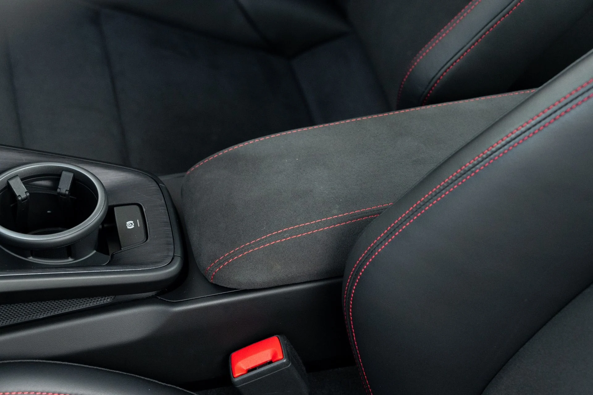 mph045_2898311835_Used_2022_Porsche_911_GT_3_w_Touring_1769199513_c0d6662689