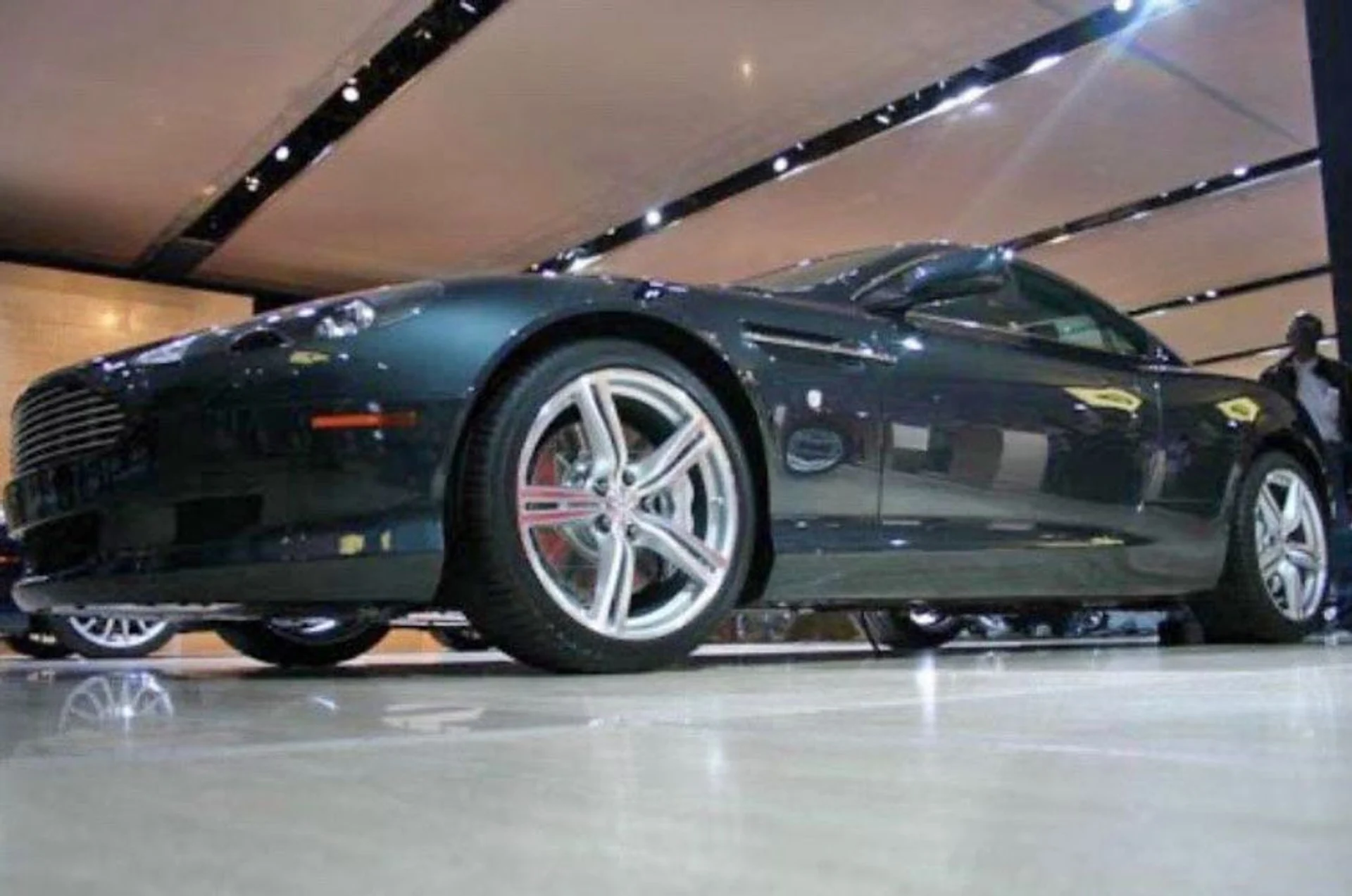 mph045_2909959214_used_2007_aston_martin_db9_2drcoupemanual_9689_21830752_46_1024_f919c5a5f7