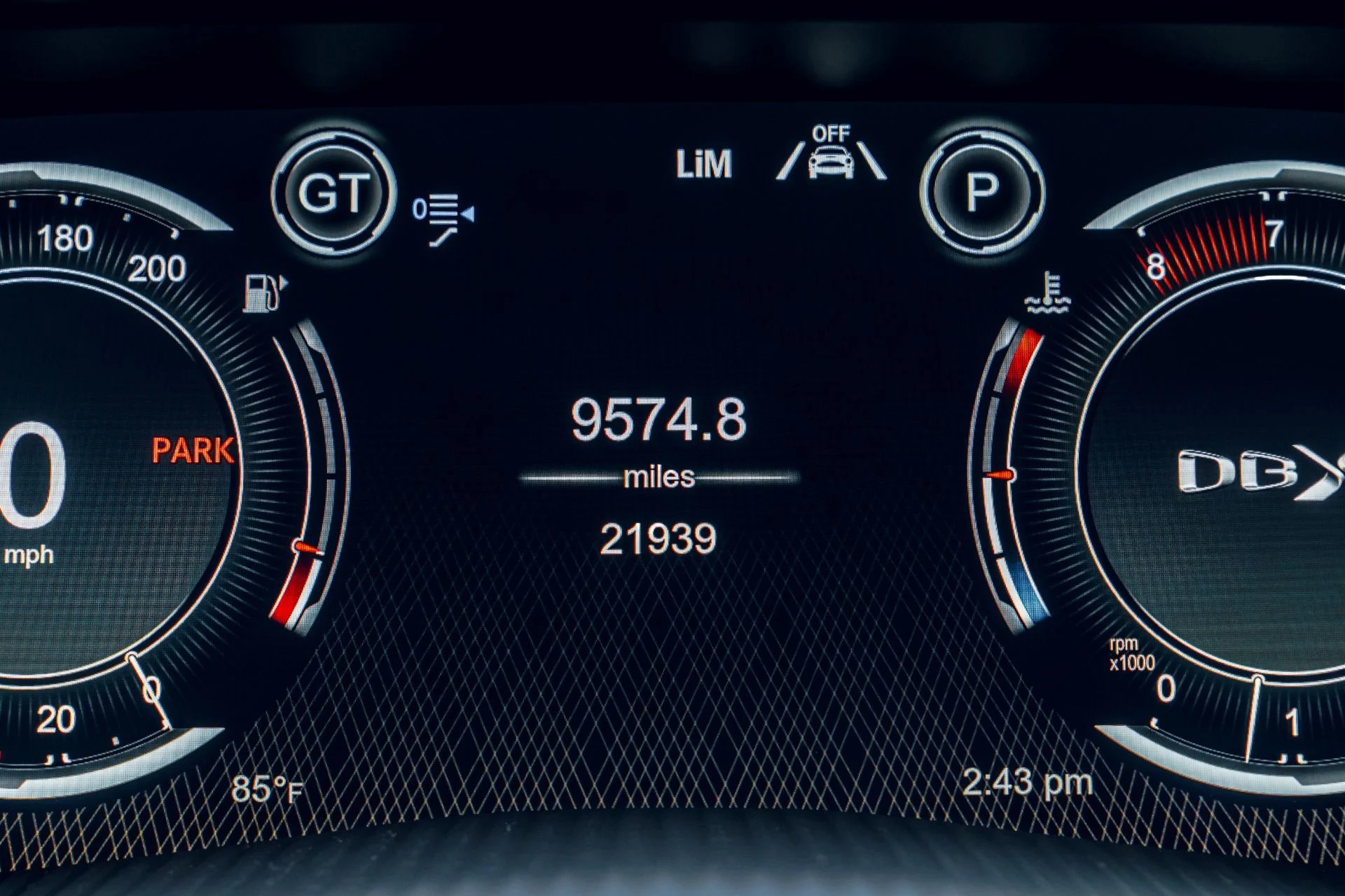 mph045_291318419_Used_2023_Aston_Martin_DBX_707_1782930843_5280b903ba