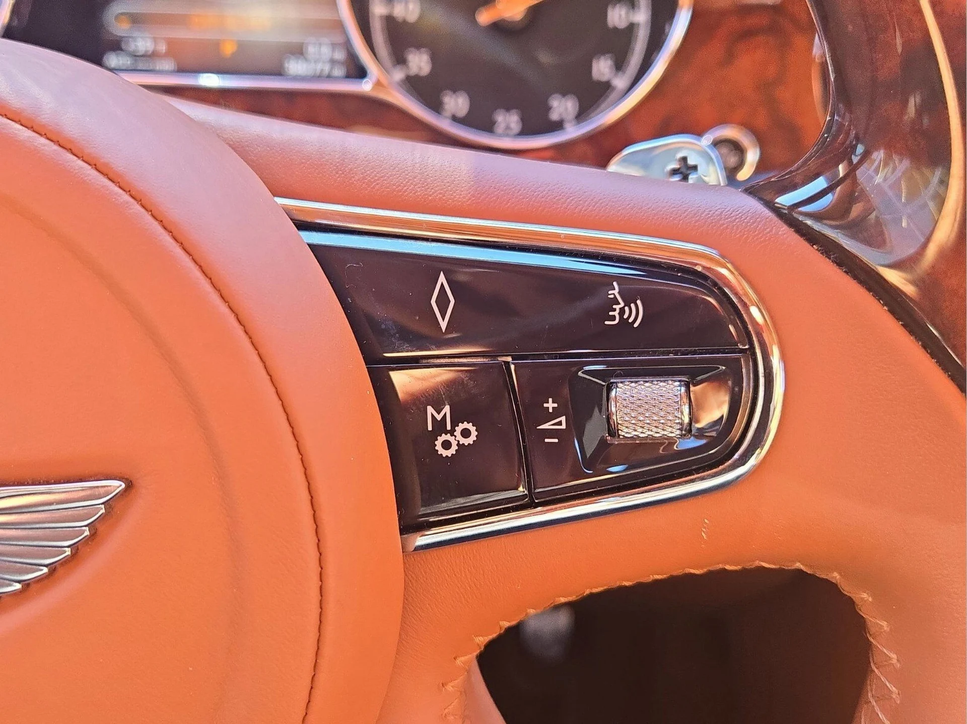 mph045_2914648057_f6e071eb54e3b8bddea3df7478f98fb4x_08d4a4d63d