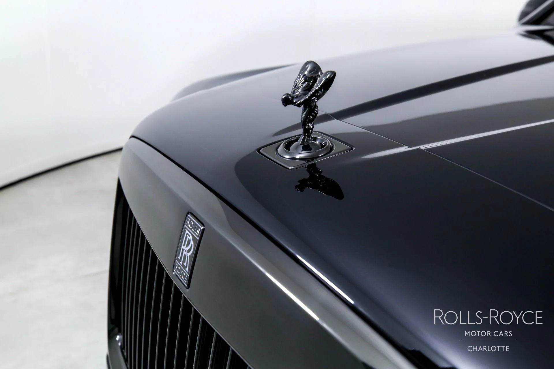 mph045_2936353855_Used_2024_Rolls_Royce_Black_Badge_Cullinan_1724941408_87f91a6f89