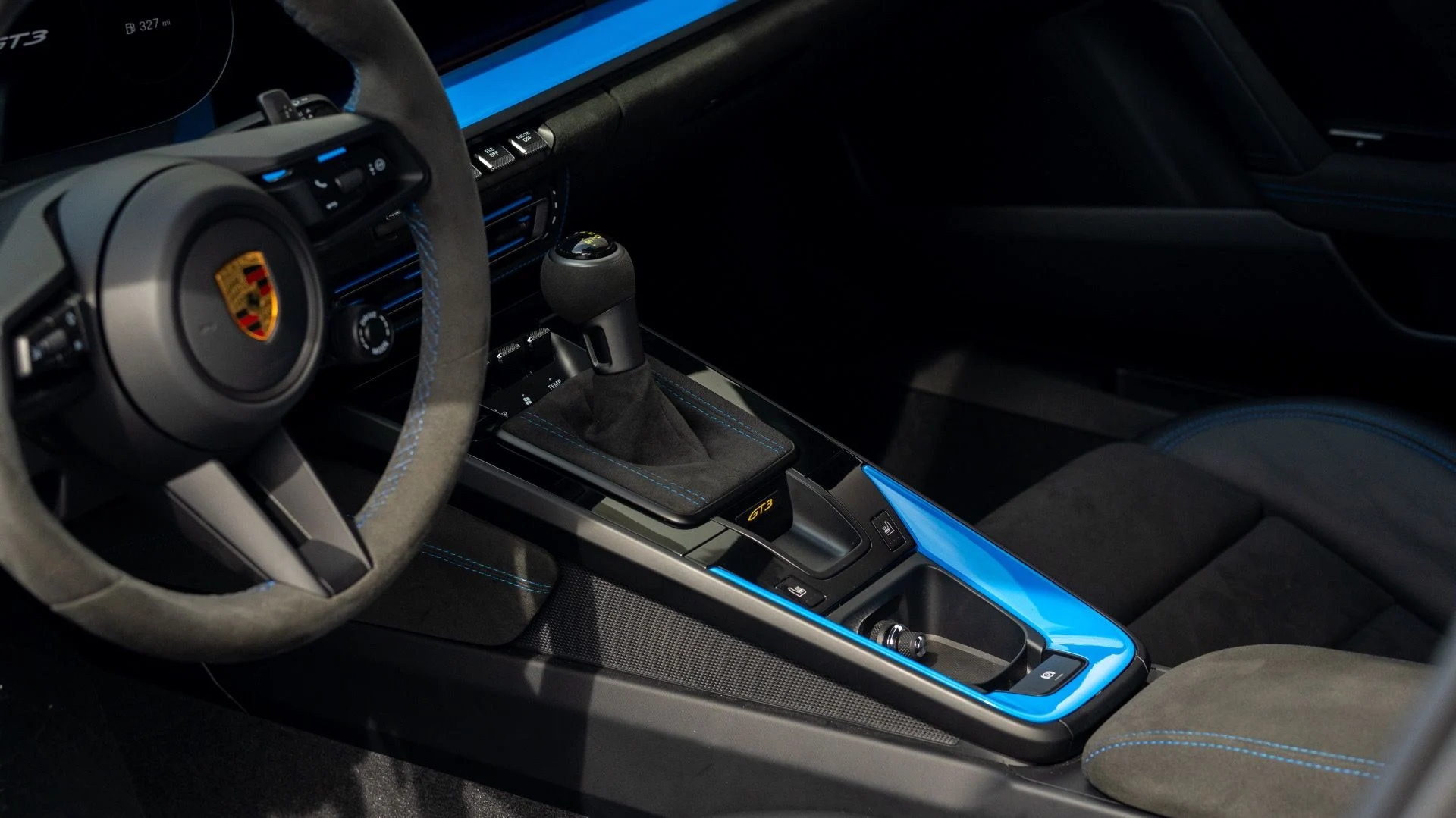 mph045_2993911219_Used_2022_Porsche_911_GT_3_1753806901_21b99a5141