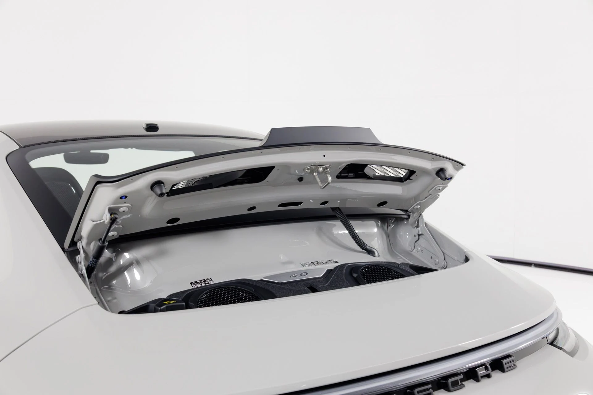 mph045_3009149174_Used_2024_Porsche_911_GT_3_Touring_1767999905_36d477b846