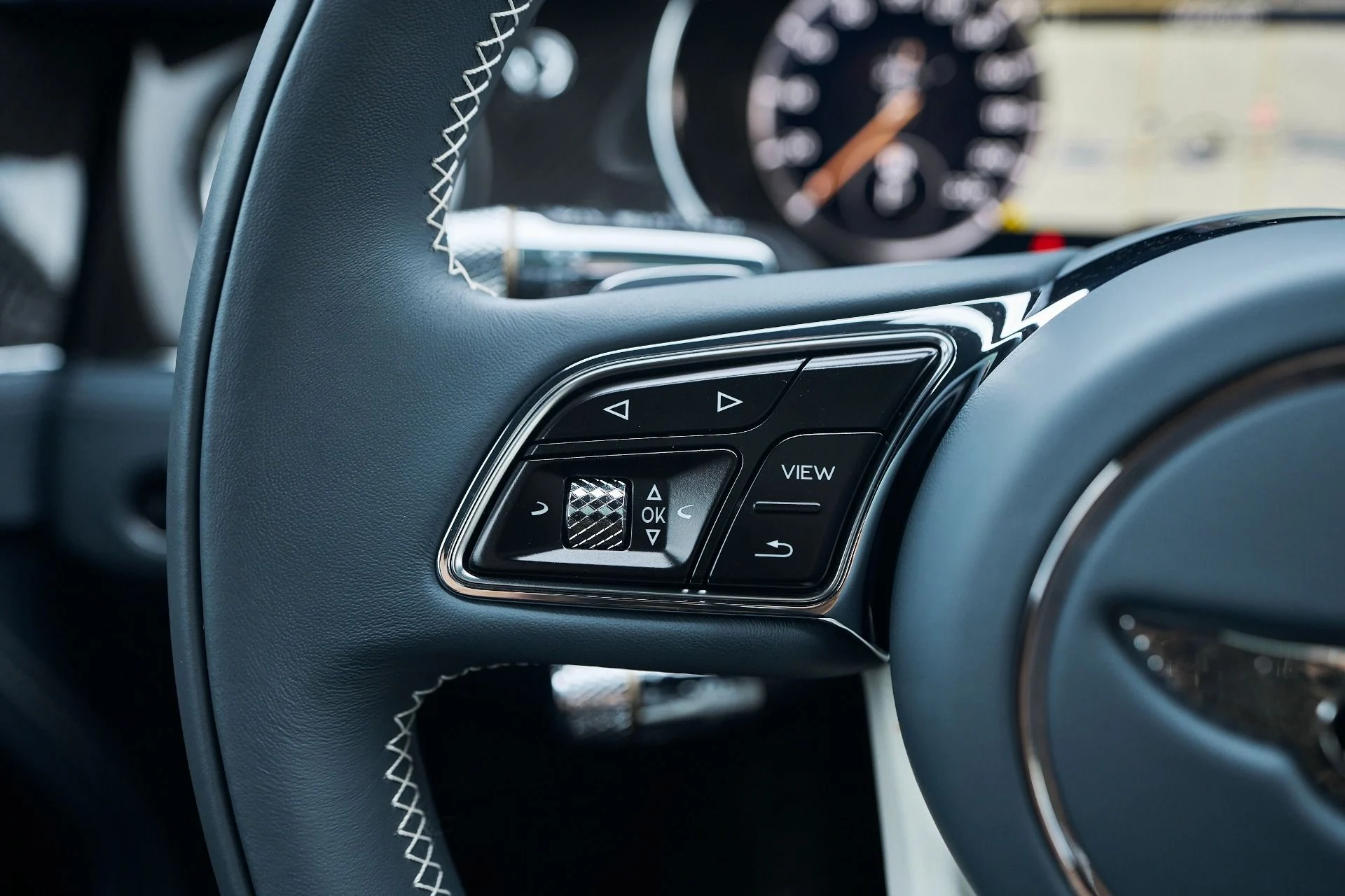 mph045_3012754971_Used_2023_Bentley_Continental_GT_Azure_1761756023_56f3868dbf