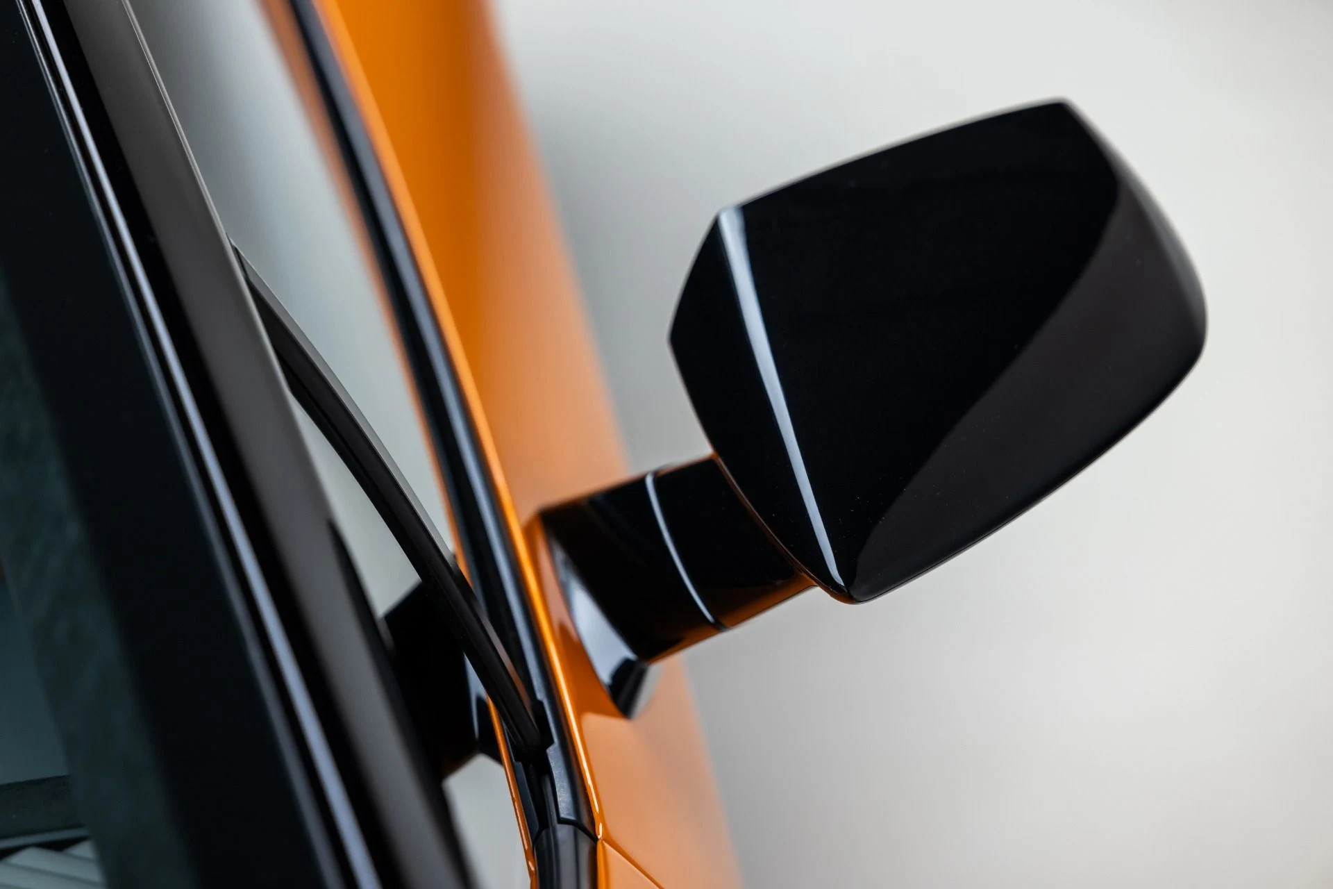 mph045_3020887768_13165_p46_l_73a4be1ea5