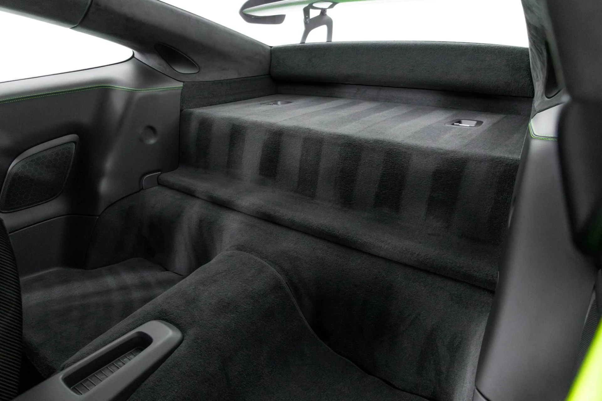 mph045_302157828_Used_2019_Porsche_911_GT_3_RS_1763595294_96cdbc4087