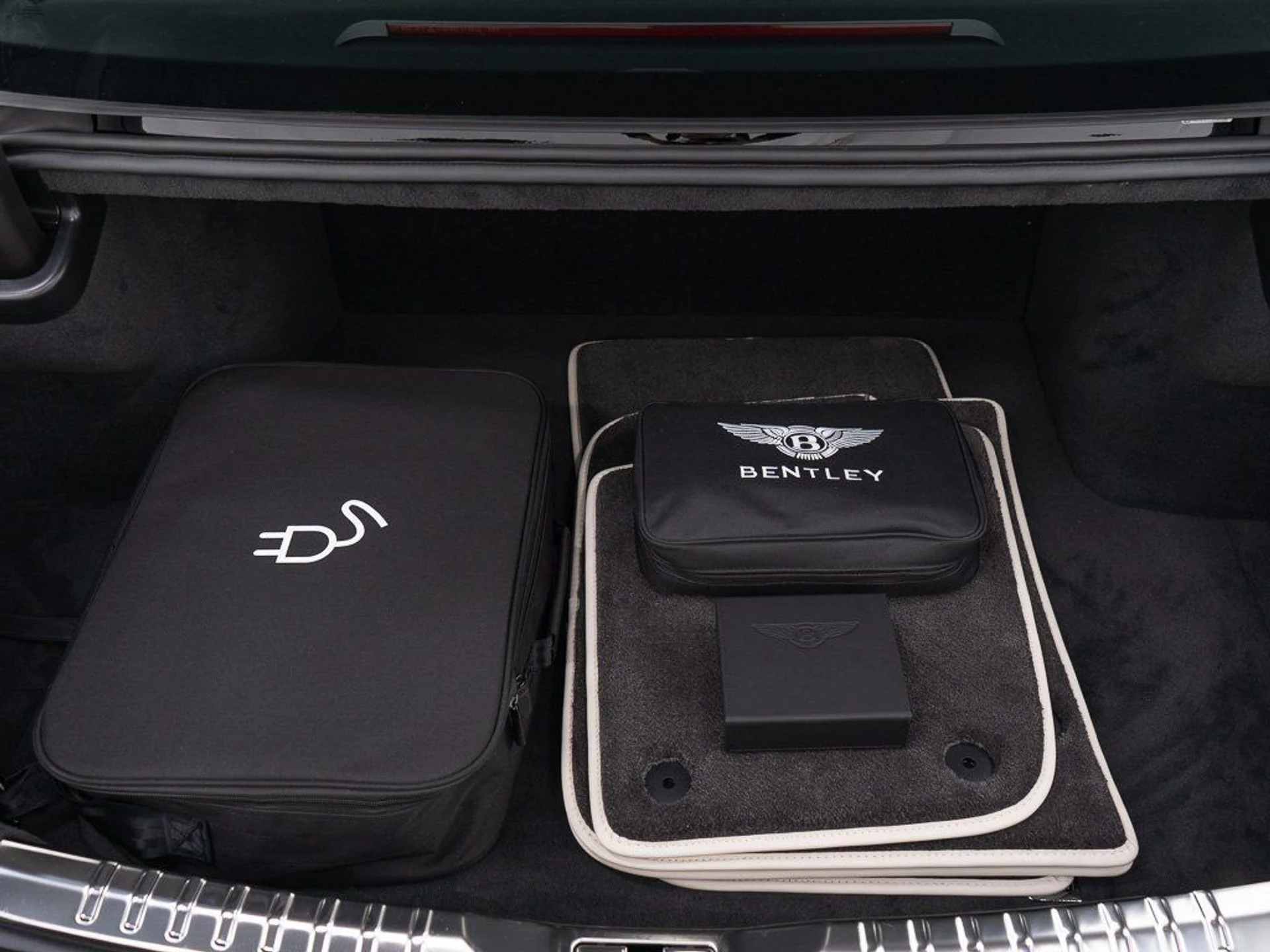 mph045_3048886121_2083a6ffa8dc63db97df44aa9c6508ca_a07e1345b5