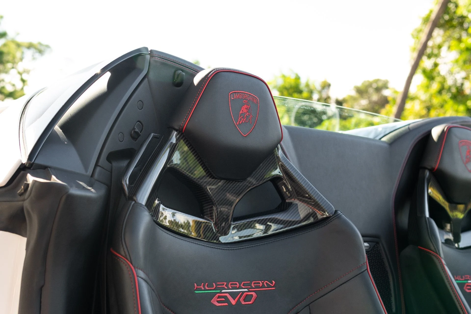 mph045_3058161339_Used_2021_Lamborghini_Huracan_EVO_Spyder_1766013013_7eba5fe145