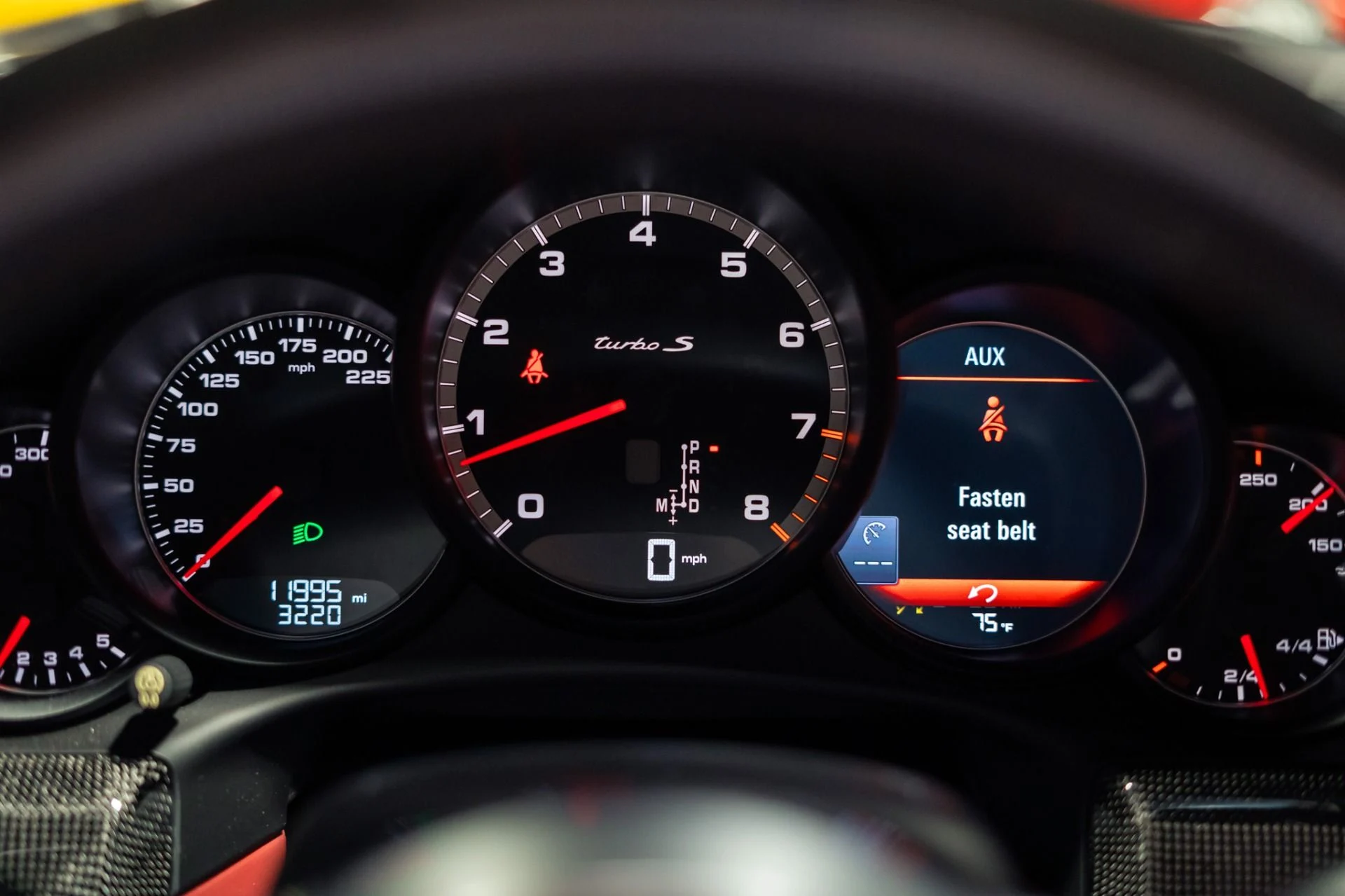 mph045_3058996980_Used_2017_Porsche_911_Turbo_S_Cabriolet_1784650214_16f30c7868