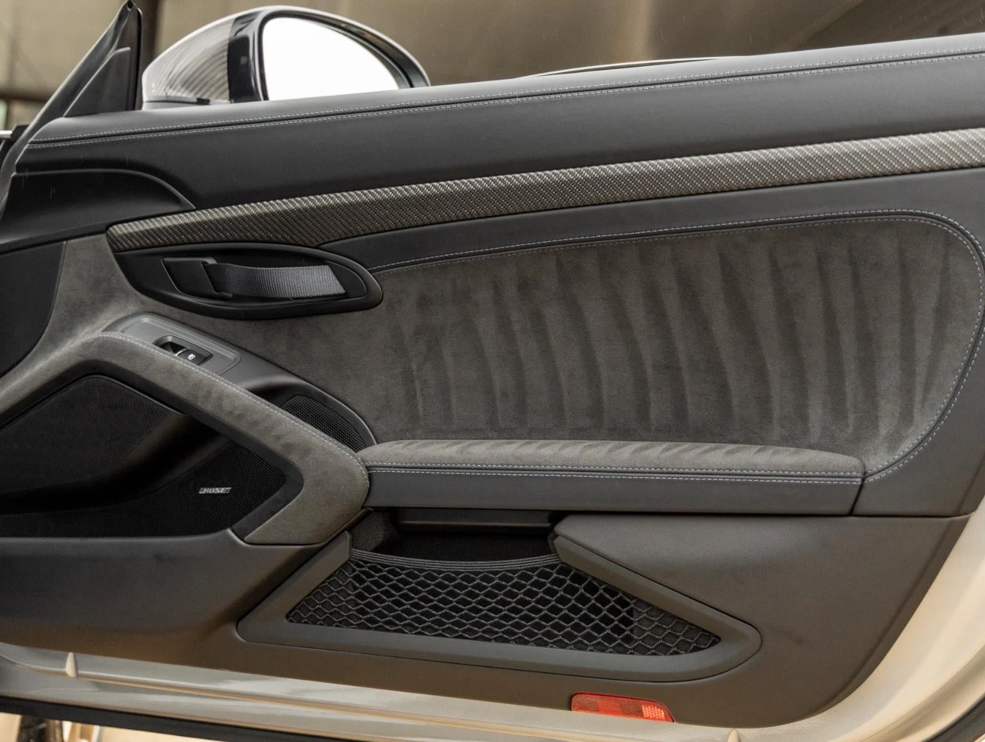 mph045_3073387593_46_24f1d4f4cf